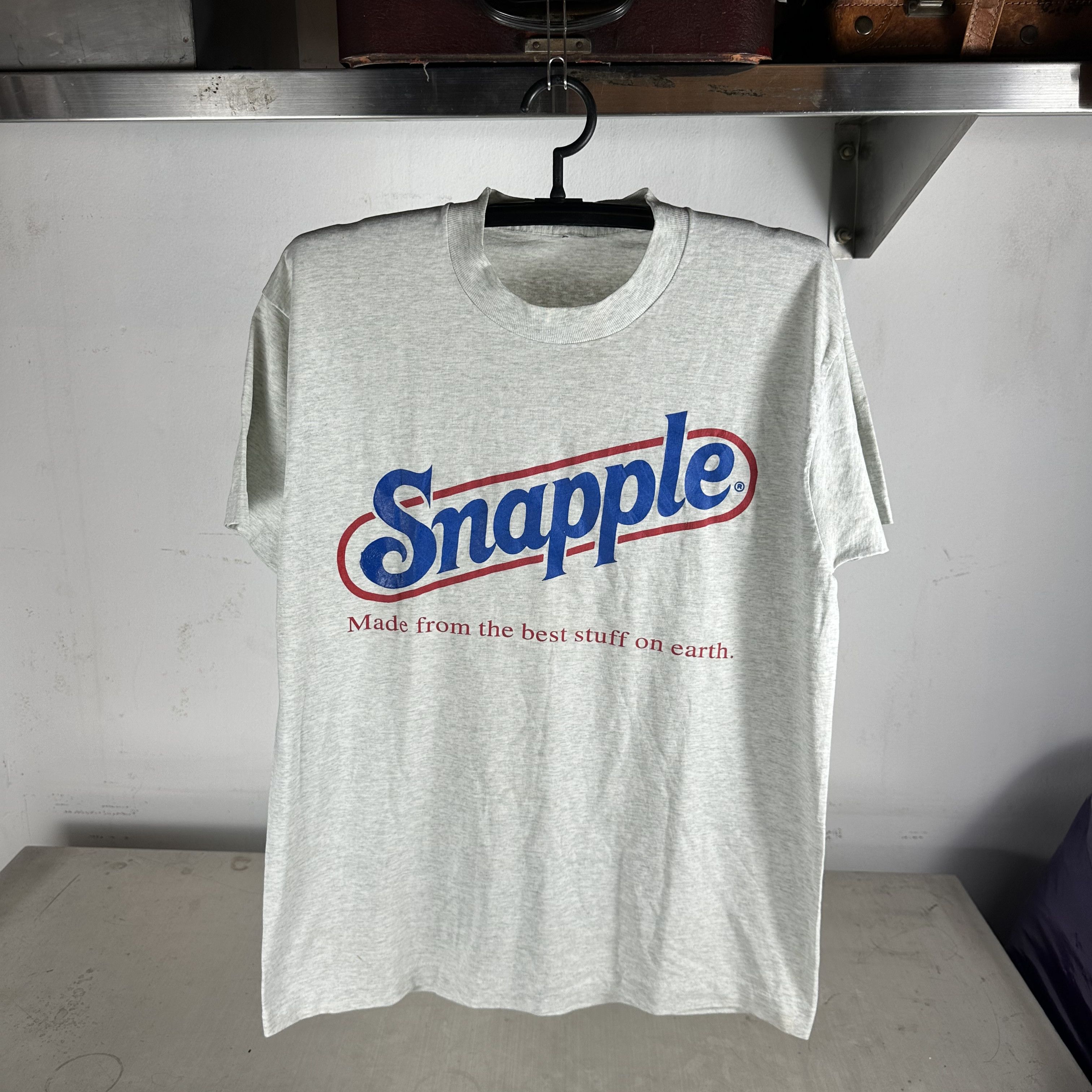 Vintage 90s Snapple Made From The Best Stuff On Earth Promo T-shirt Size US L / EU 52-54 / 3 - 1 Thumbnail
