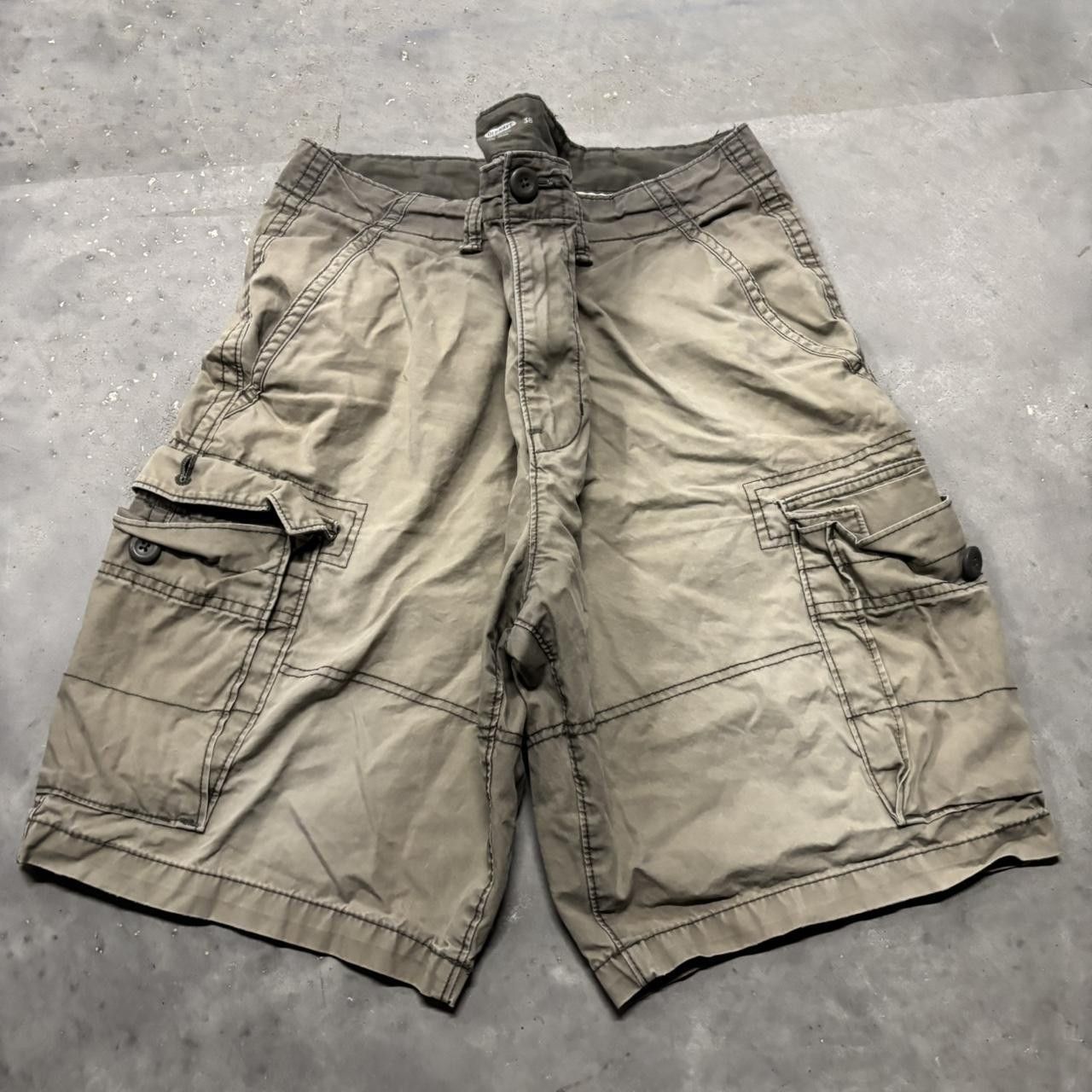 Japanese Brand × Vintage Crazy Vintage Y2K/2000s Baggy Faded Khaki Grey Skater Style Cargo Shorts! Size US 38 / EU 54 - 1 Thumbnail