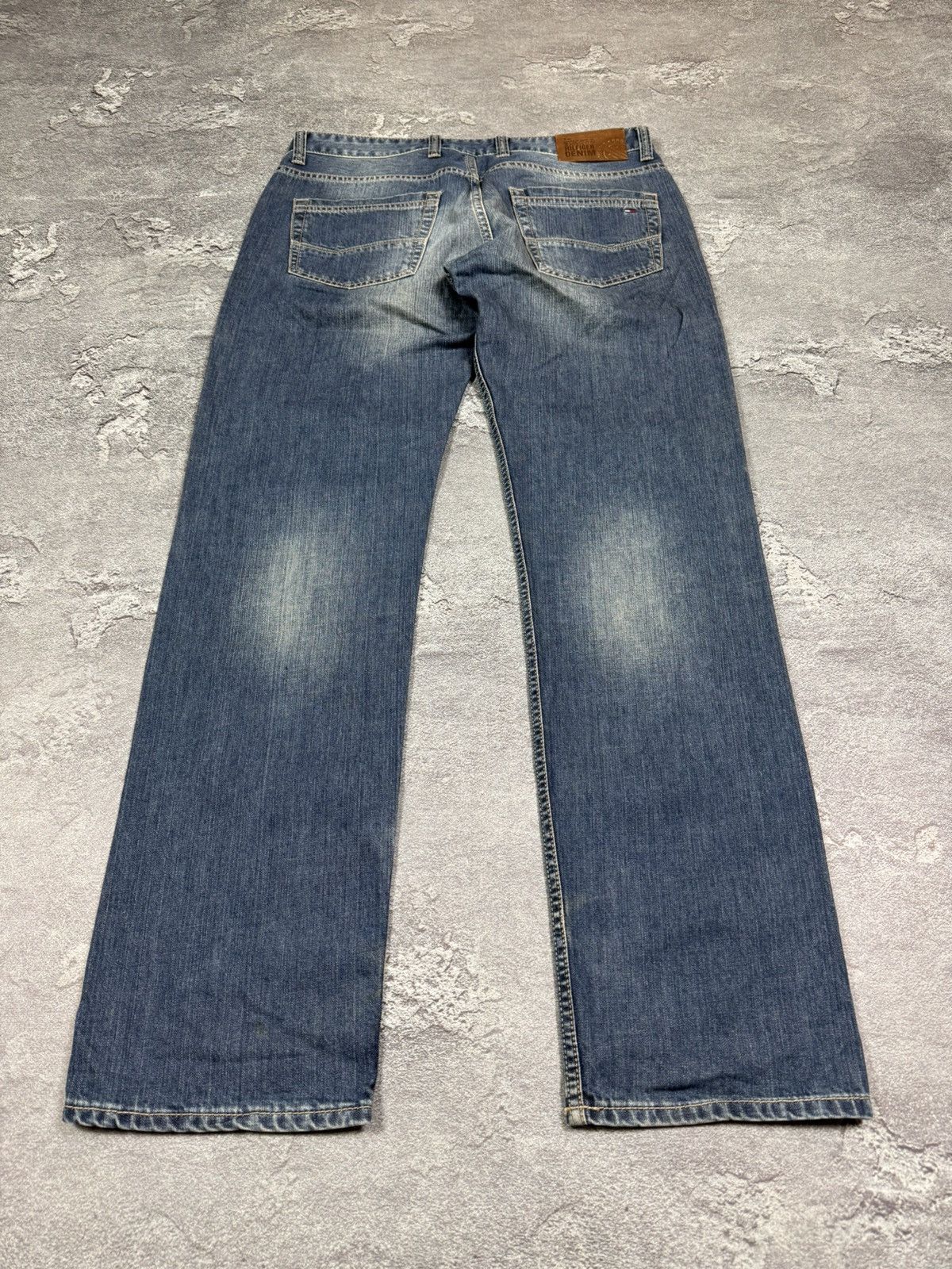 If Six Was Nine Y2K 2000s Tommy Hilfiger Flared Bootcut Washed Jeans Size 32 Size US 32 / EU 48 - 6 Thumbnail