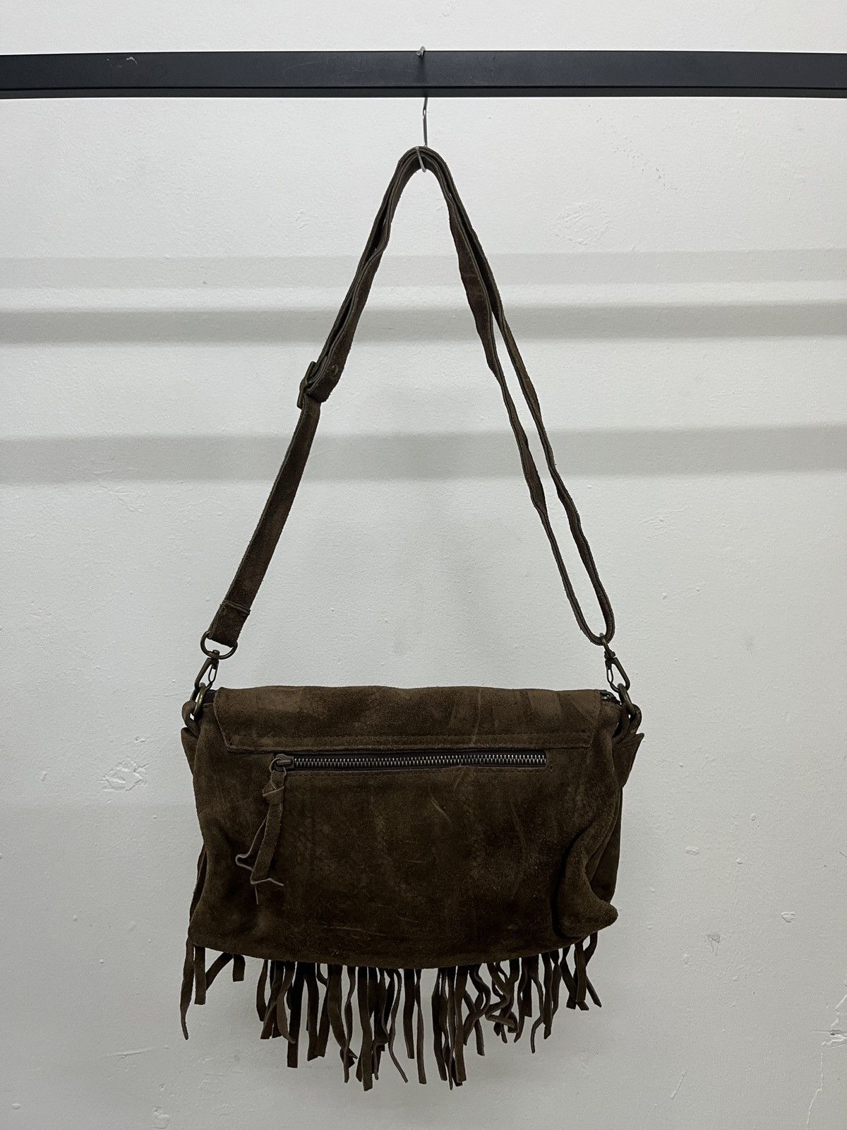 GOA 2000s GOA Fringe Brown Cowhide Suede Leather Sling Bag Size ONE SIZE - 10 Thumbnail