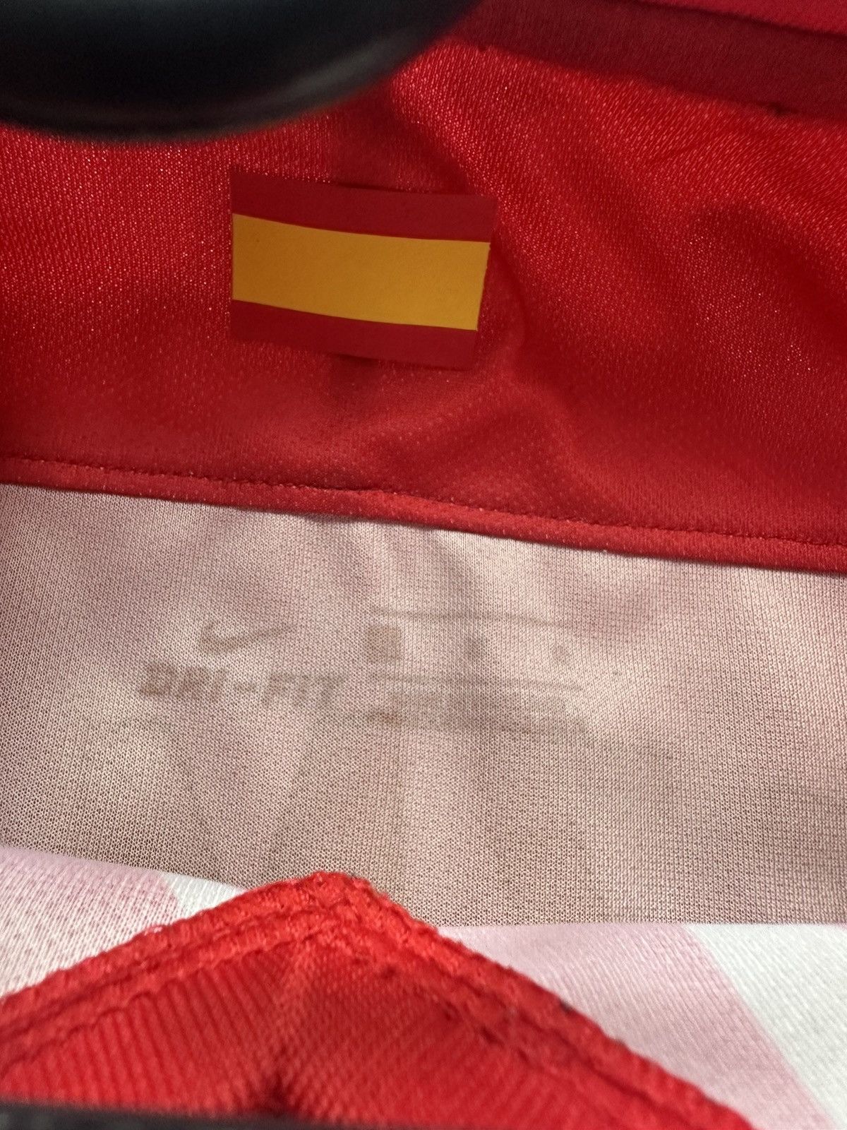 Other Atletico Madrid soccer jersey size M Size US M / EU 48-50 / 2 - 7 Thumbnail