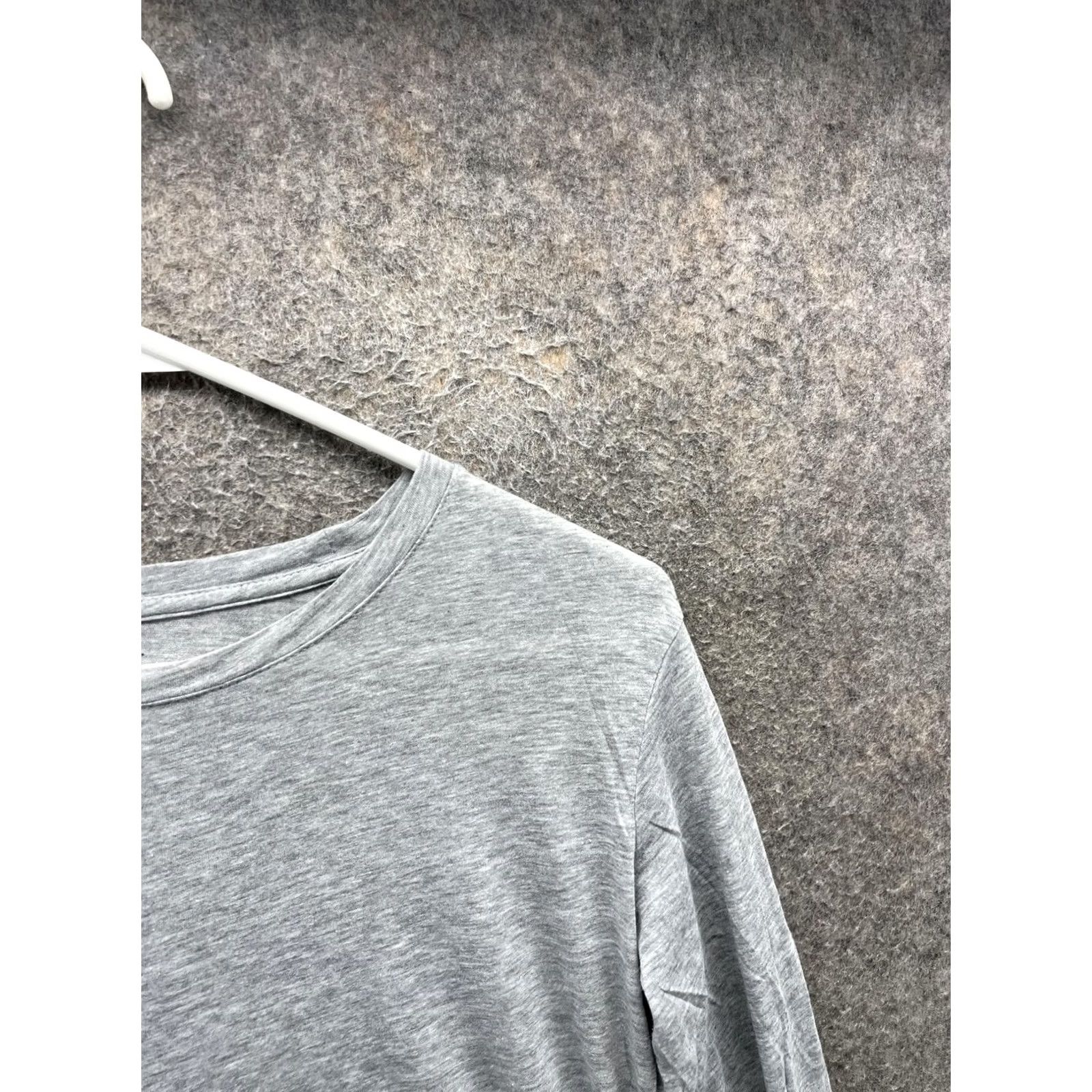 Vince Vince XS Gray Long Sleeve Crew Neck Shirt Women Size XS / US 0-2 / IT 36-38 - 7 Thumbnail