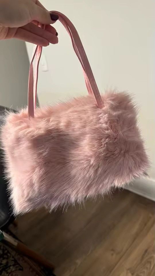 Other Streetwear Designer Faux Fur Fluffy Cartoon Crossbody Bag Size ONE SIZE - 7 Thumbnail