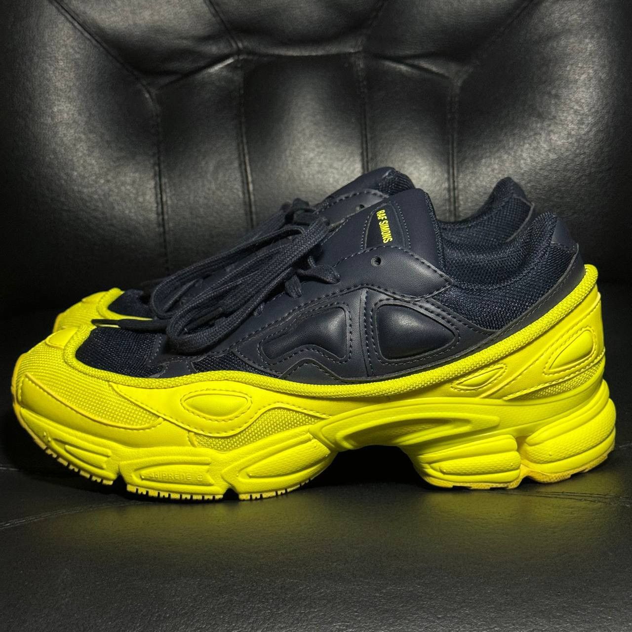 Adidas × Raf Simons 7,5us Adidas Raf Simons Ozweego Yellow FW18 Size US 7.5 / EU 40-41 - 3 Thumbnail