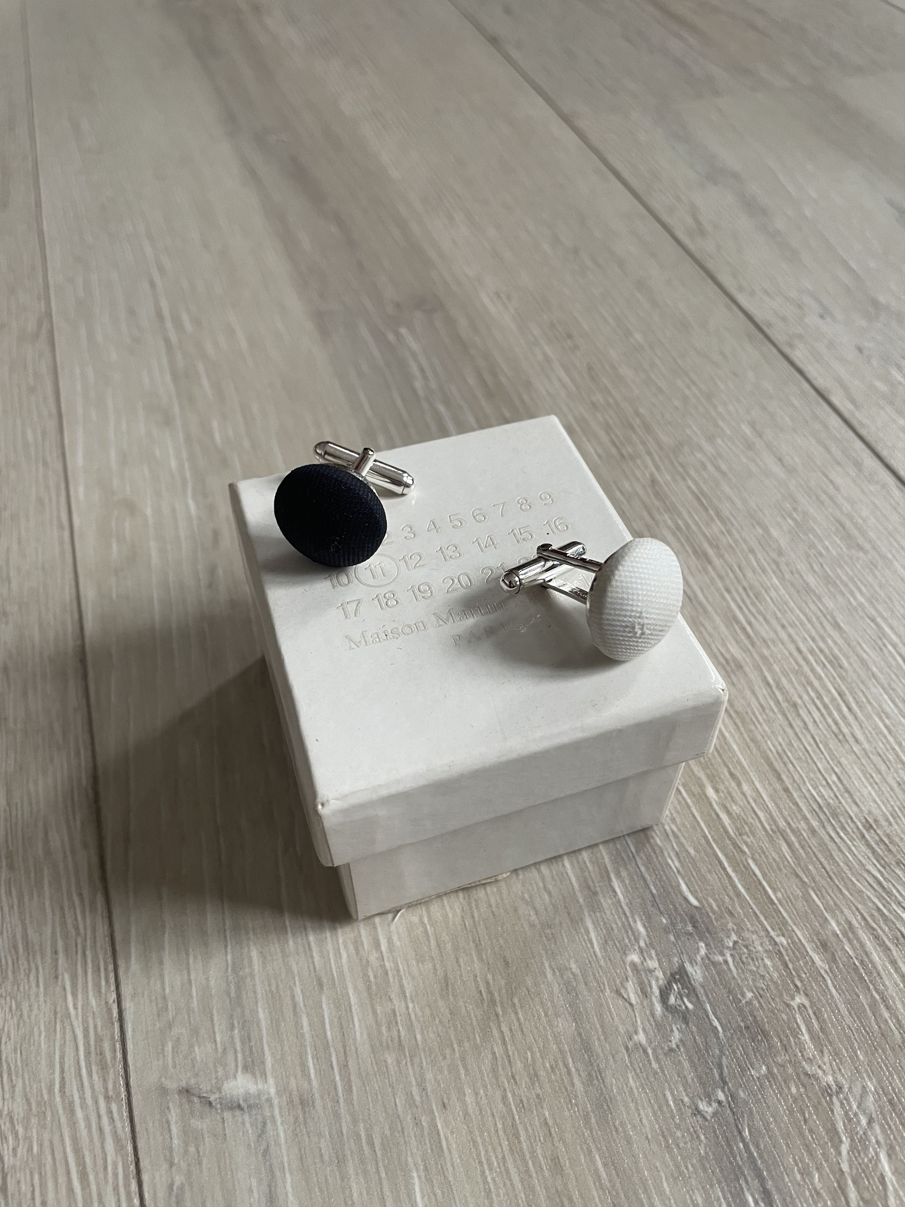 Maison Margiela Martin Margiela AW08 silver cuff links Size ONE SIZE - 1 Thumbnail