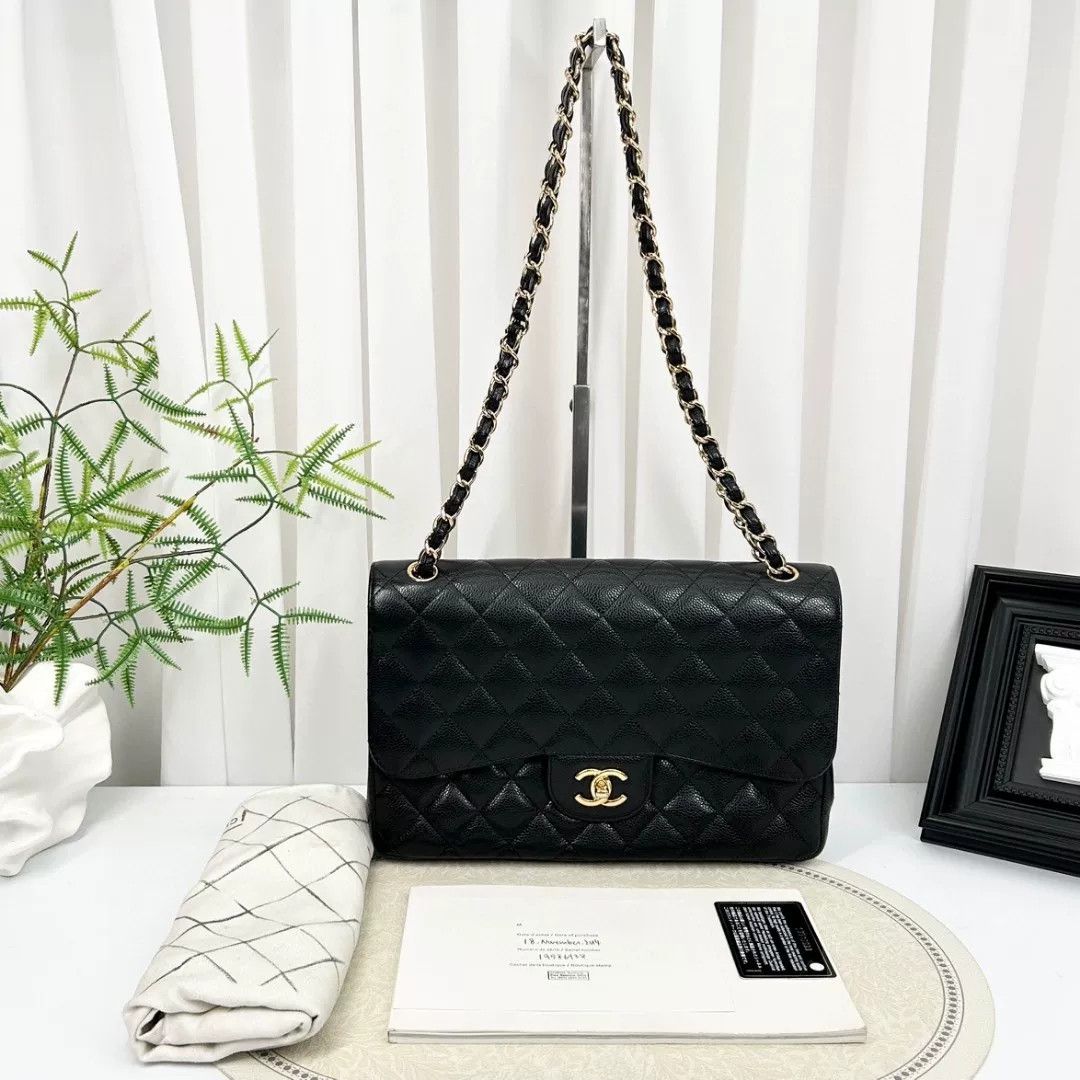 Chanel Pre-loved Bag Very good condition Size ONE SIZE - 1 Thumbnail