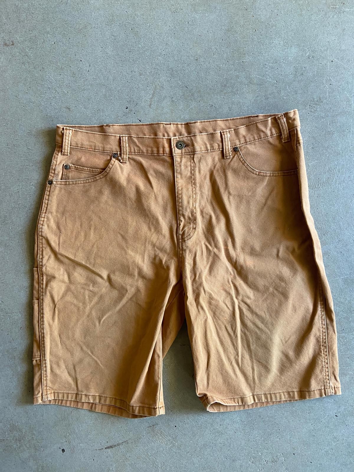 Dickies Dickies Tan Shorts Sz 40 Size US 40 / EU 56 - 1 Thumbnail