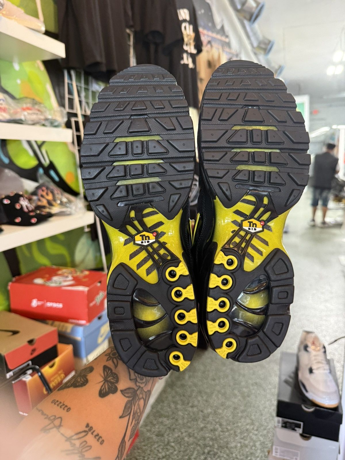 Nike Nike Airmax plus Size US 11.5 / EU 44-45 - 6 Thumbnail