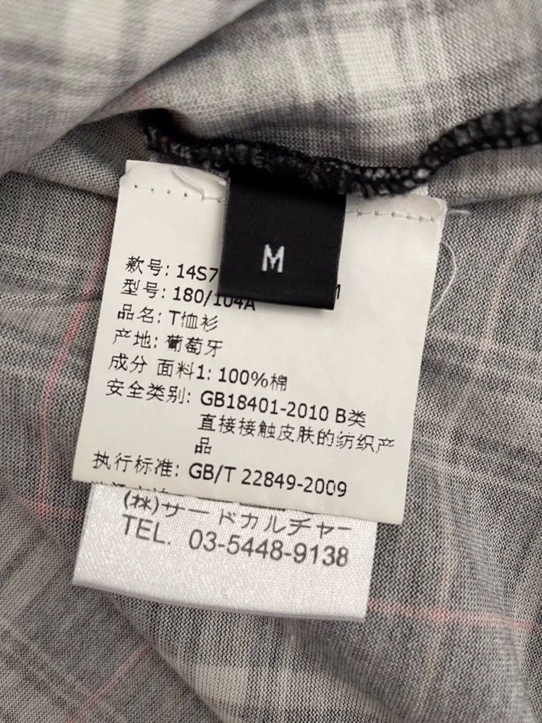 Givenchy Givenchy Short-sleeved T-shirt with a rose and plaid patch Size US M / EU 48-50 / 2 - 7 Thumbnail