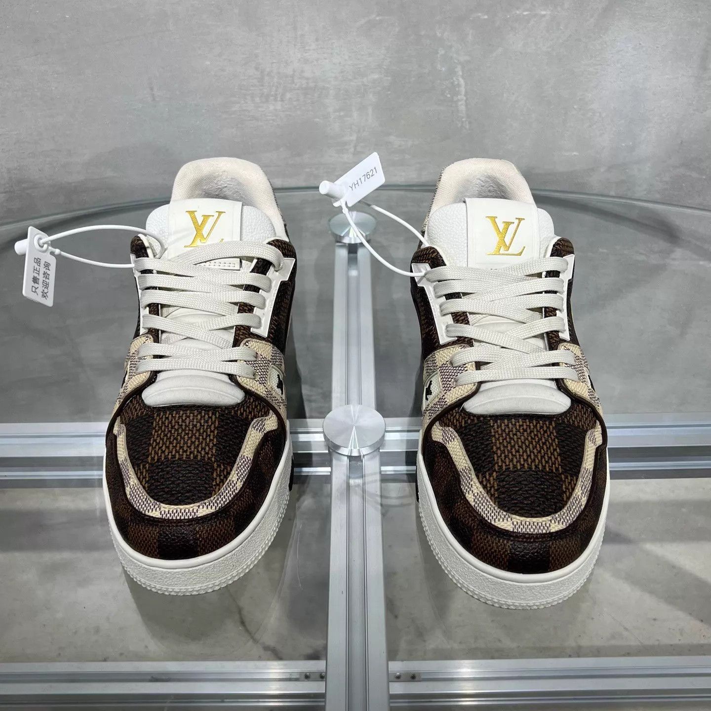 Louis Vuitton LV Trainer Brown Monogram UK6.5 (40.5) YH17621 Size US 7.5 / EU 40-41 - 1 Thumbnail
