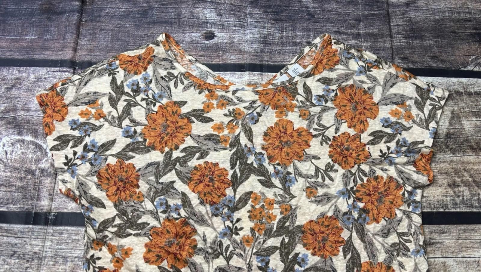 Other Haute Hippie Top Womens Medium Linen Floral Short Sleeve Size M / US 6-8 / IT 42-44 - 4 Thumbnail