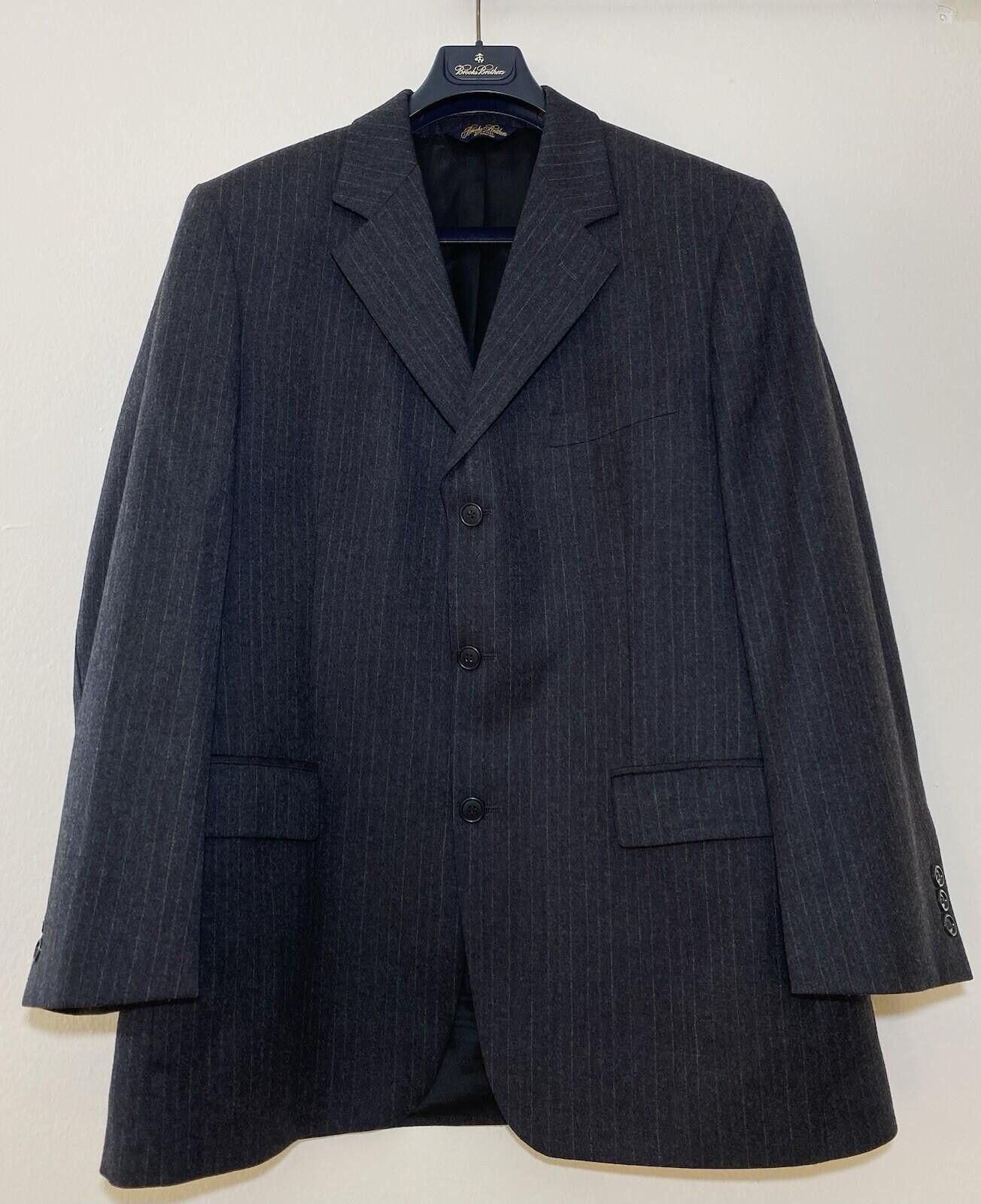 Brooks Brothers Brooks Brothers 43R Charcoal Pin Stripe Three Button Blazer Size 38R - 2 Thumbnail