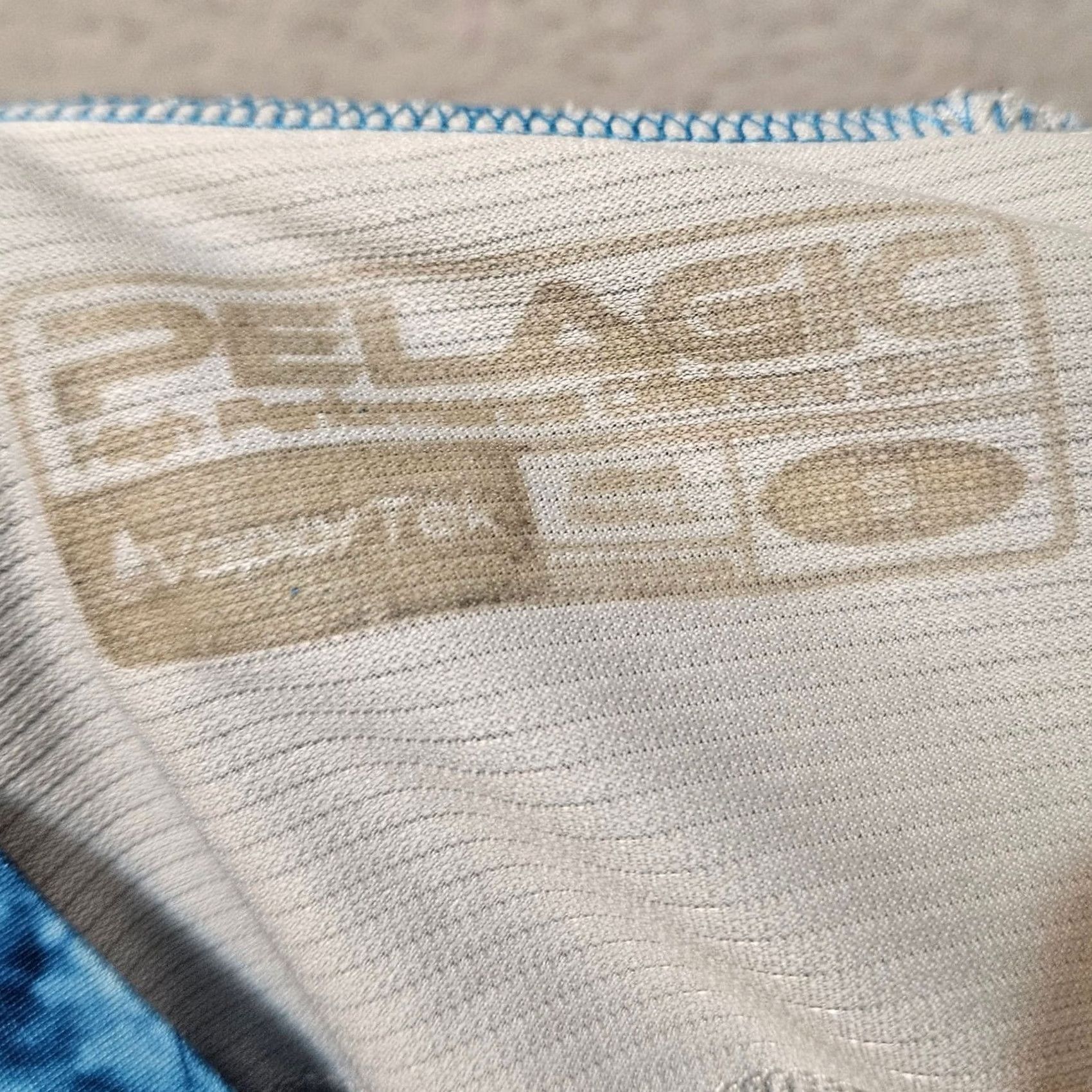 Vintage PELAGIC Shirt Mens Small Blue VaporTek Performance Long Sleeve Deep Sea Fishing Size US S / EU 44-46 / 1 - 3 Thumbnail