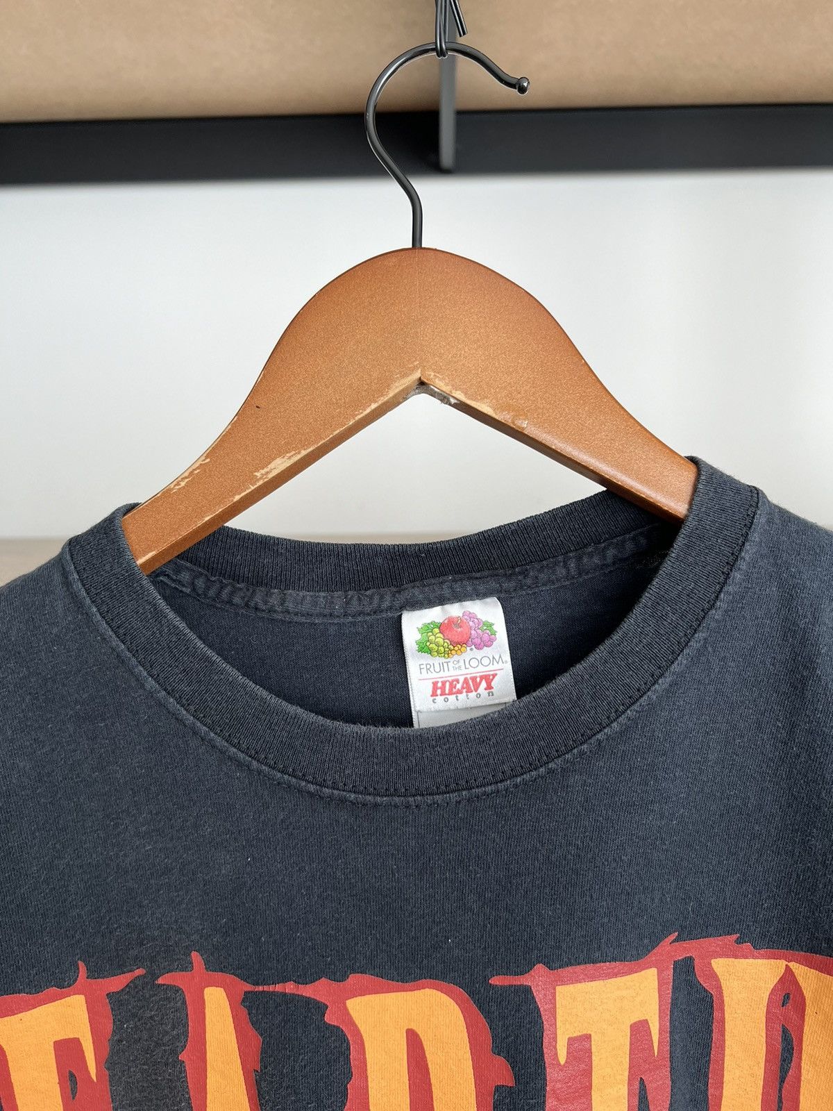 Band Tees Vintage 2000s Earth Crisis Keep My Head Above The Surface Size US M / EU 48-50 / 2 - 9 Thumbnail