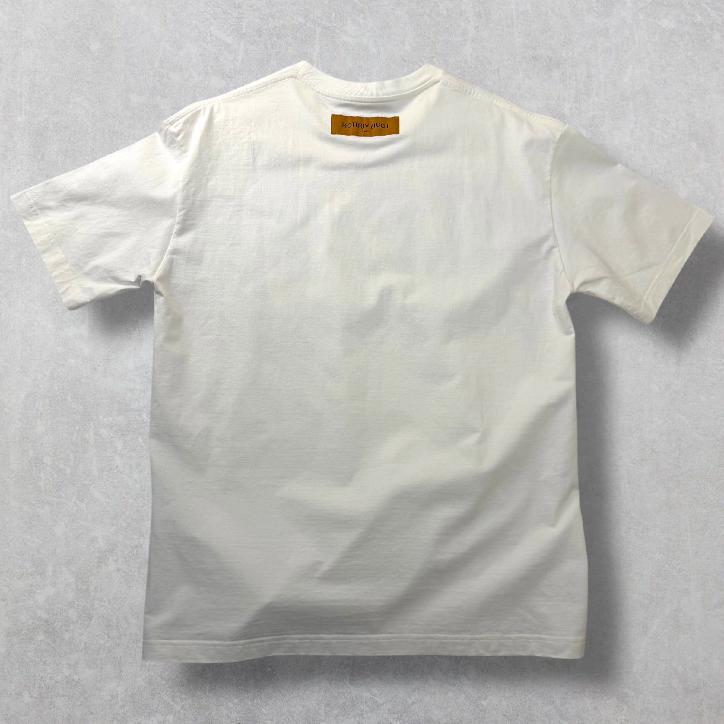 Louis Vuitton Louis Vuitton Graffiti 3D Tee L Size US L / EU 52-54 / 3 - 2 Thumbnail