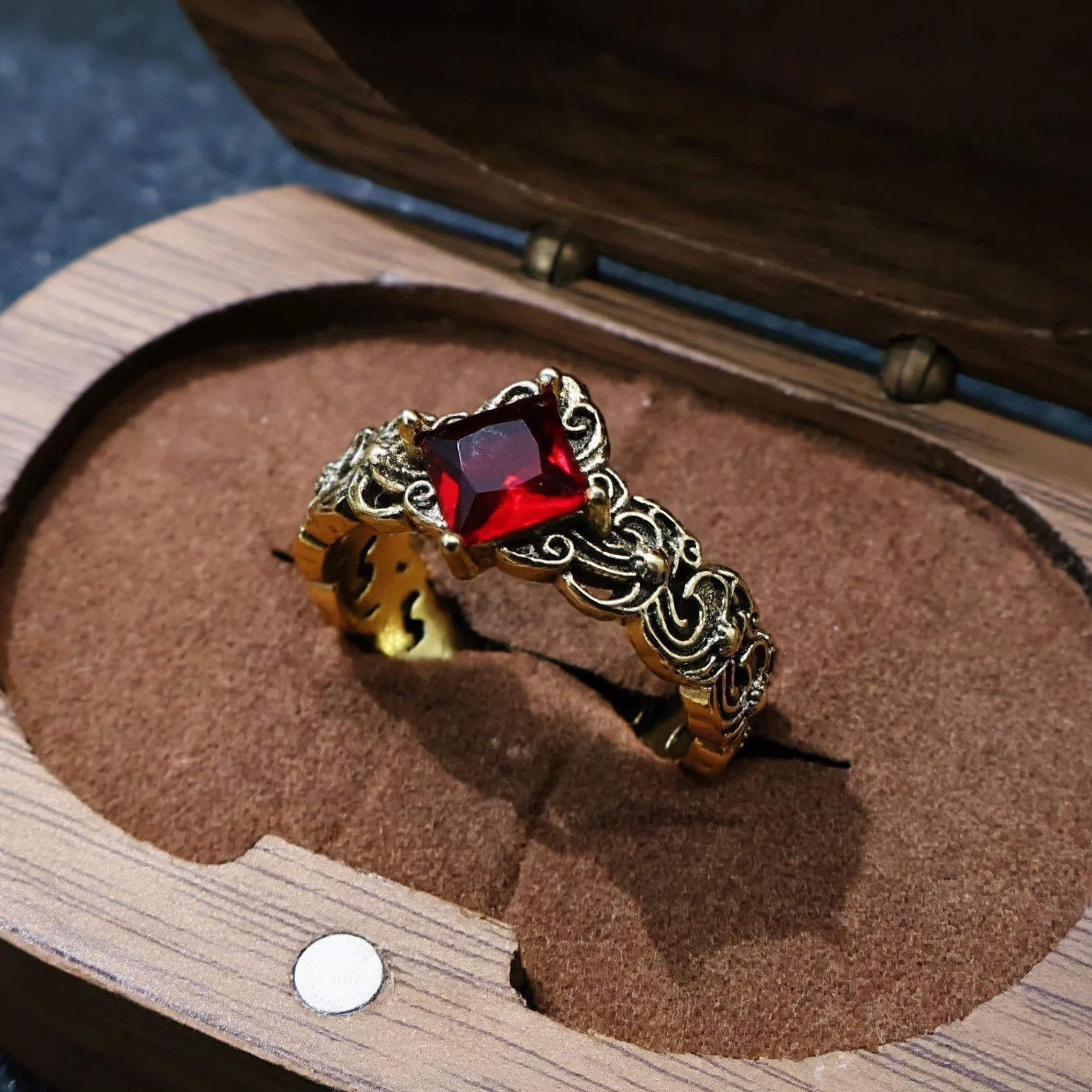 Vintage Retro Flame Crown Ring Size ONE SIZE - 4 Thumbnail