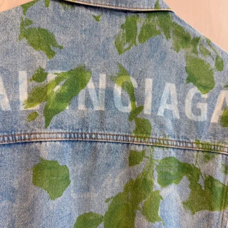 Balenciaga Balenciaga Moss printed denim jacket Size XXS / US 00 / IT 34 - 5 Thumbnail