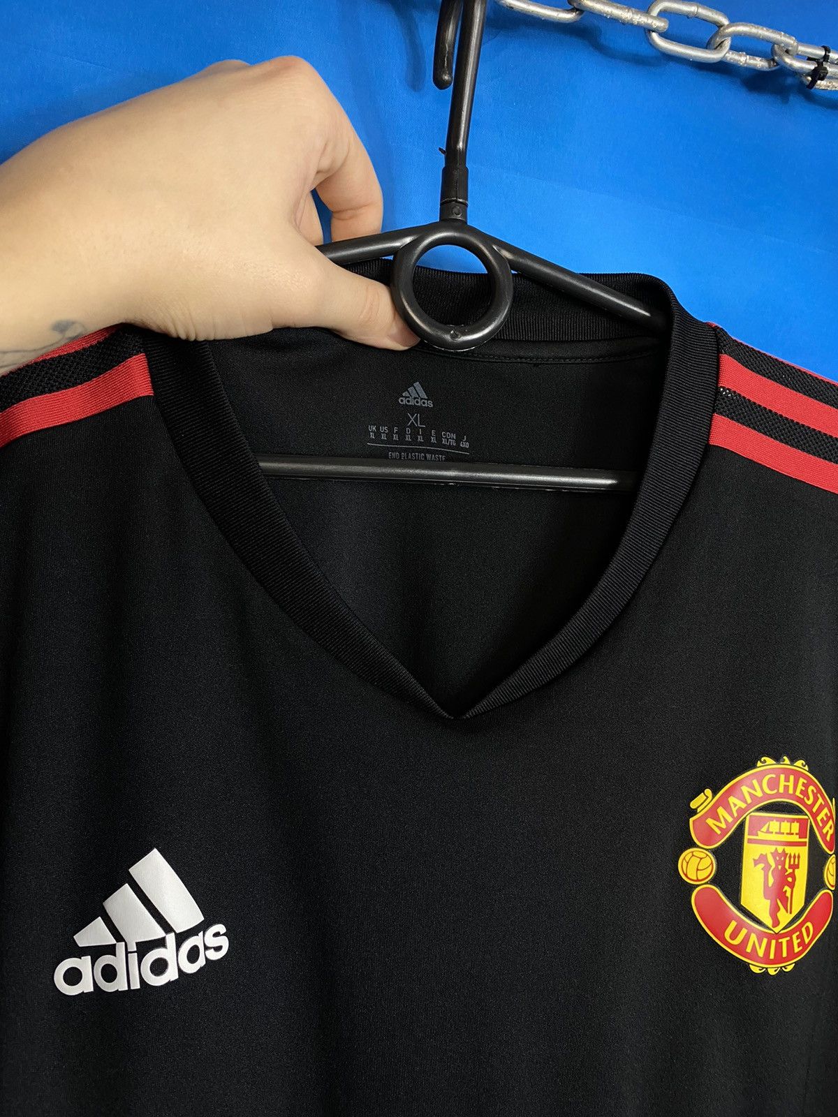 Adidas AW22 Adidas Manchester United soccer jersey England football Size US XL / EU 56 / 4 - 4 Thumbnail
