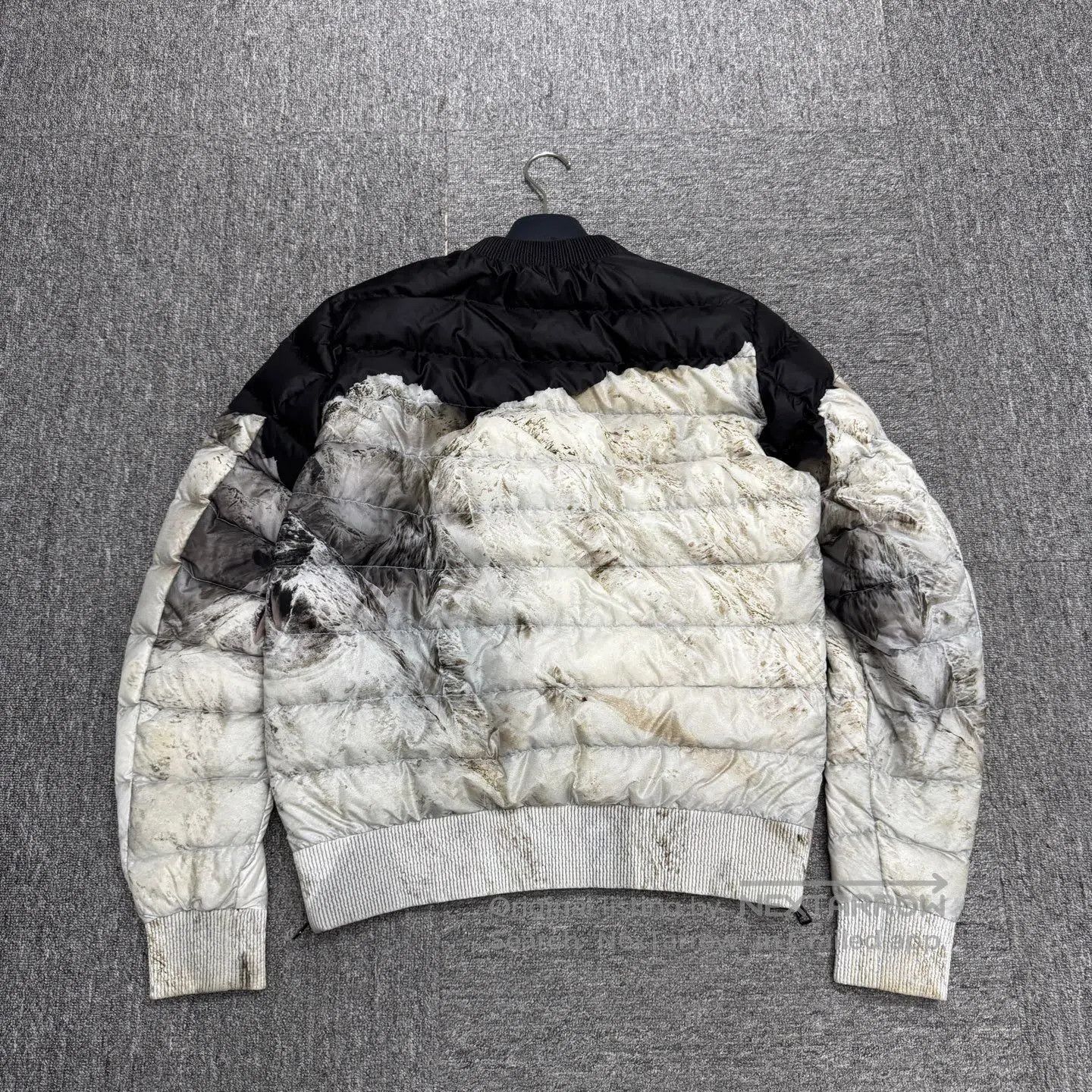 Moncler Moncler Snow Mountain Series Down jackets| Size US M / EU 48-50 / 2 - 2 Thumbnail