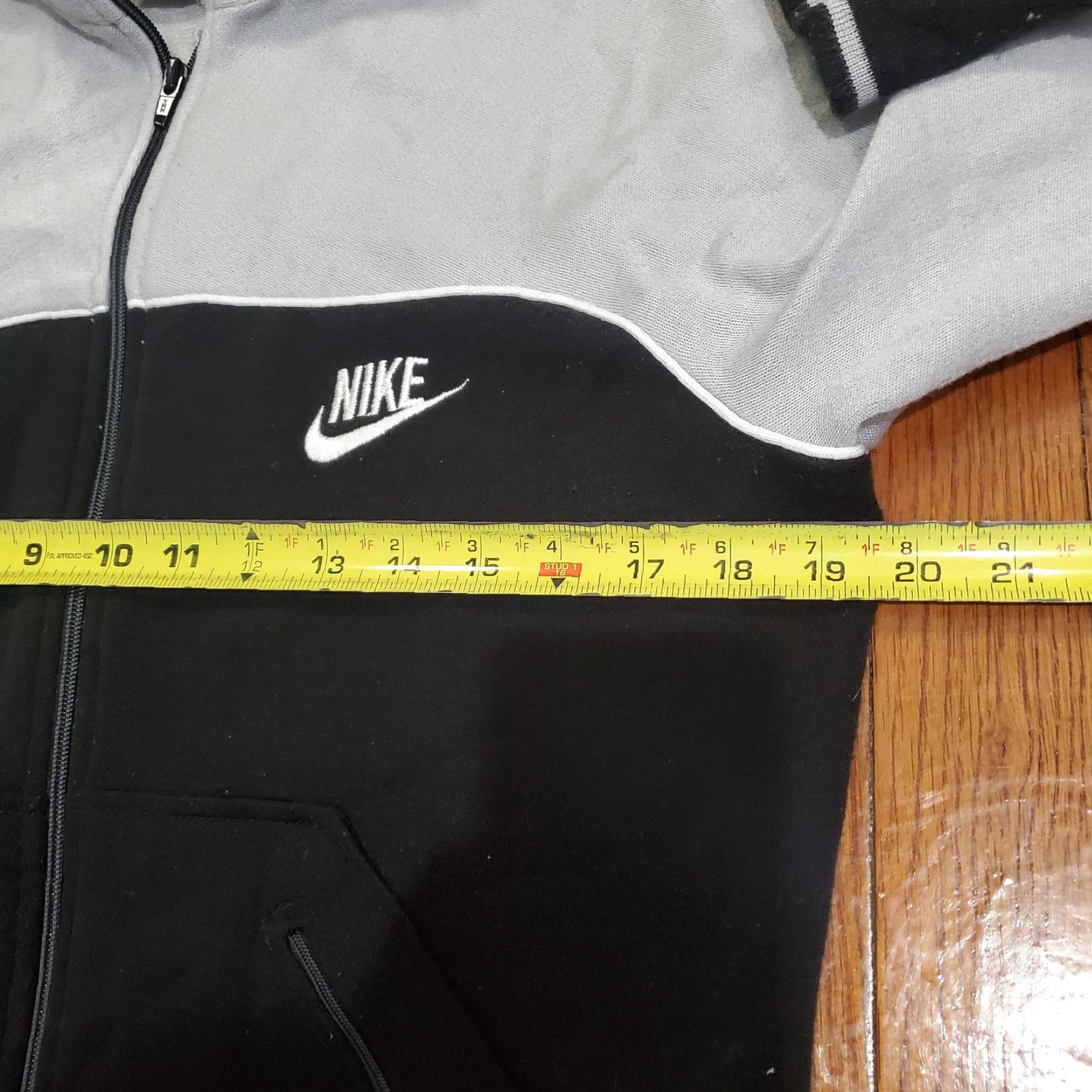 Nike VINTAGE Nike Jacket Mens Medium Black Gray Full Zip Mock Neck Swoosh Logo 90s Size US M / EU 48-50 / 2 - 6 Thumbnail