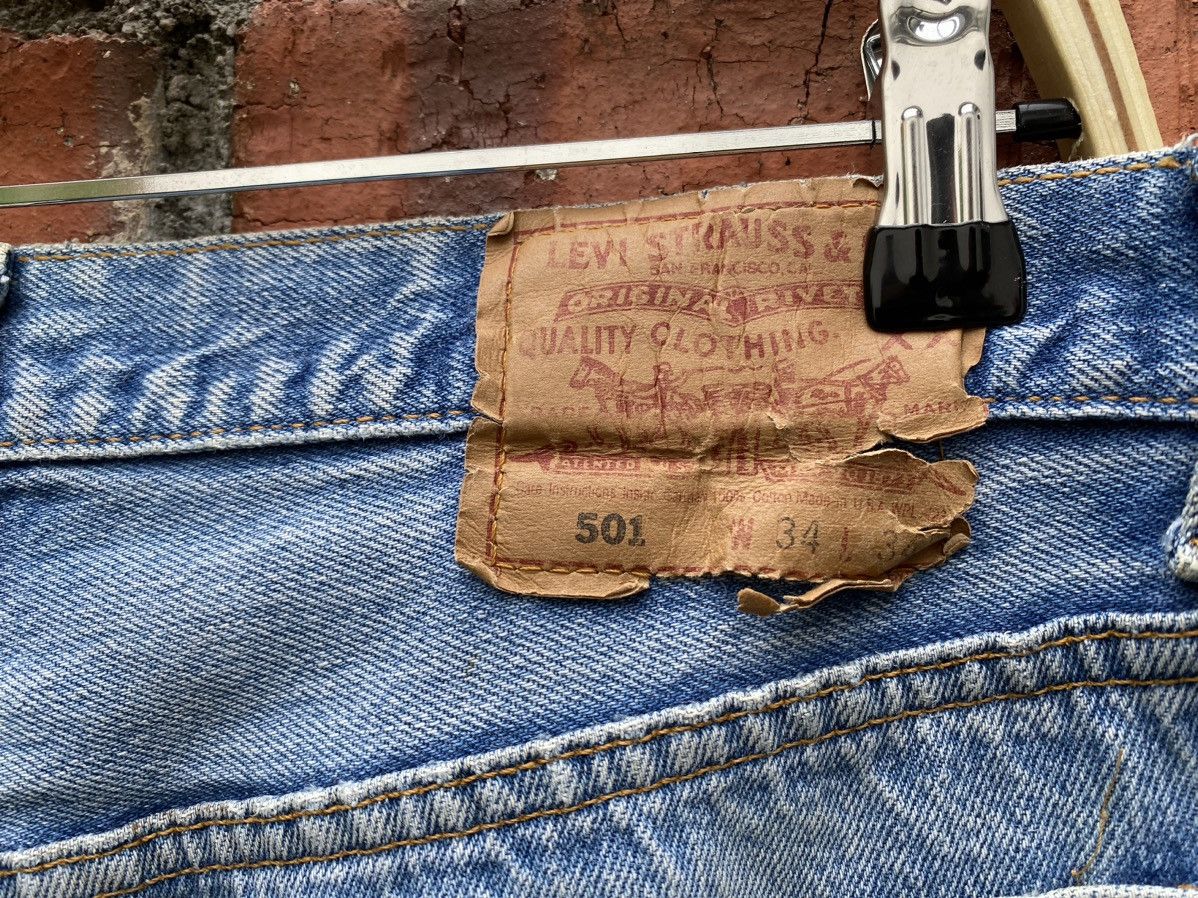 Levi's × Levi's Vintage Clothing × Vintage W33x29 vintage levi's 501 distressed denime made in USA Size US 33 - 8 Thumbnail