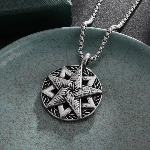 Jewelry × Vintage Gothic Magic Star Knot Necklace Size ONE SIZE - 3 Thumbnail