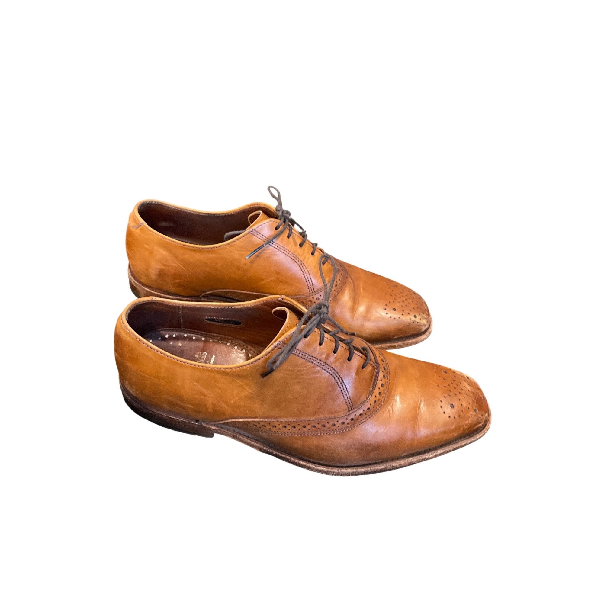 Allen Edmonds Allen Edmonds Augusta mens USA VTg brown leather oxford dre Size US 8.5 / EU 41-42 - 3 Thumbnail