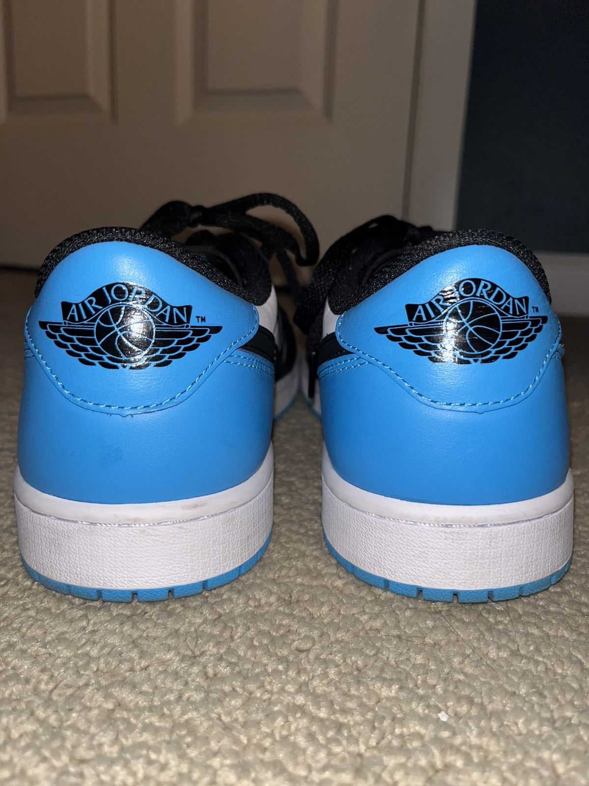 Jordan Brand Air Jordan 1 Low OG Powder Blue Size 11 Size US 11 / EU 44 - 6 Thumbnail