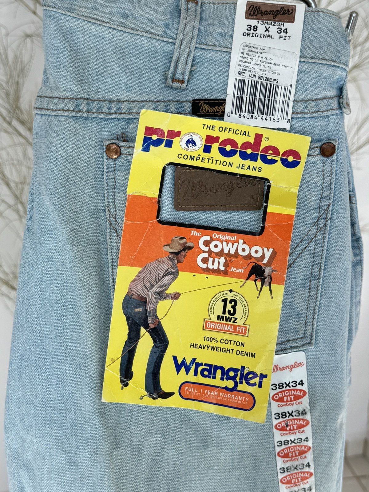 Wrangler Wrangler Pro Rodeo Cowboy Cut 13MWZ Jeans 38x34 NWT Size US 38 / EU 54 - 1 Thumbnail
