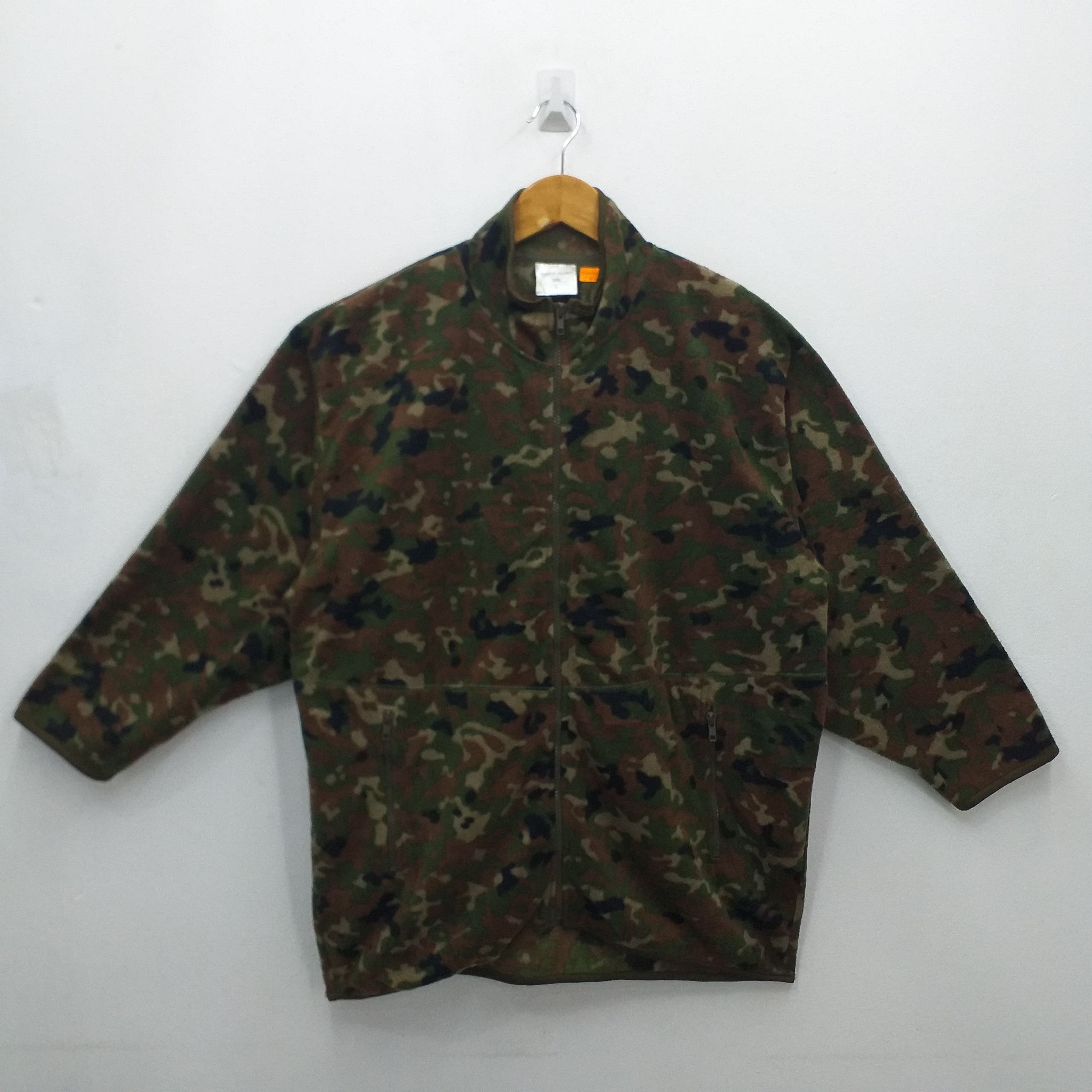 image of Camo Fleece Jacket -J012, Men's (Size Large)