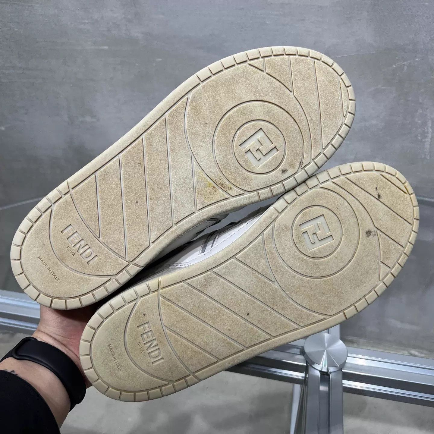 Fendi Fendi Match white casual sneakers 40 Size US 7 / EU 40 - 7 Thumbnail