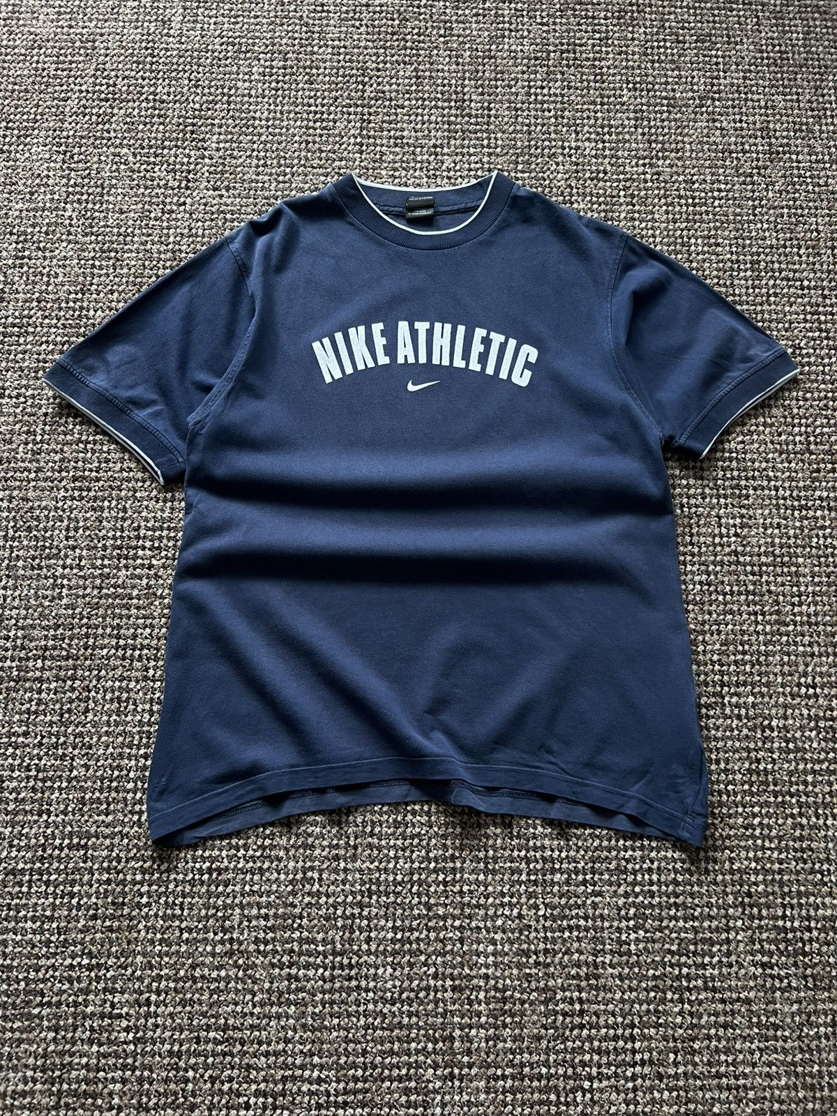Men's Vintage Y2K Nike Swoosh Logo Black Jersey Mesh T-Shirt
