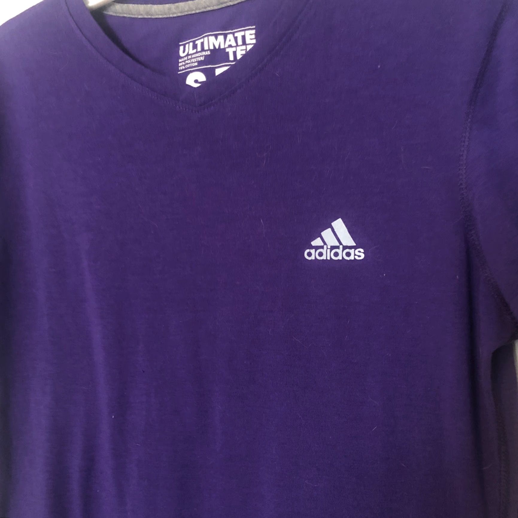 Adidas Adidas Ultimate Tee T-Shirt V-Neck Purple Logo S Top Women Shirt Short Sleeve Activewear Casual Lightweight Athletic Fit Modern Best-Selling Logo Tee Size S / US 4 / IT 40 - 3 Thumbnail