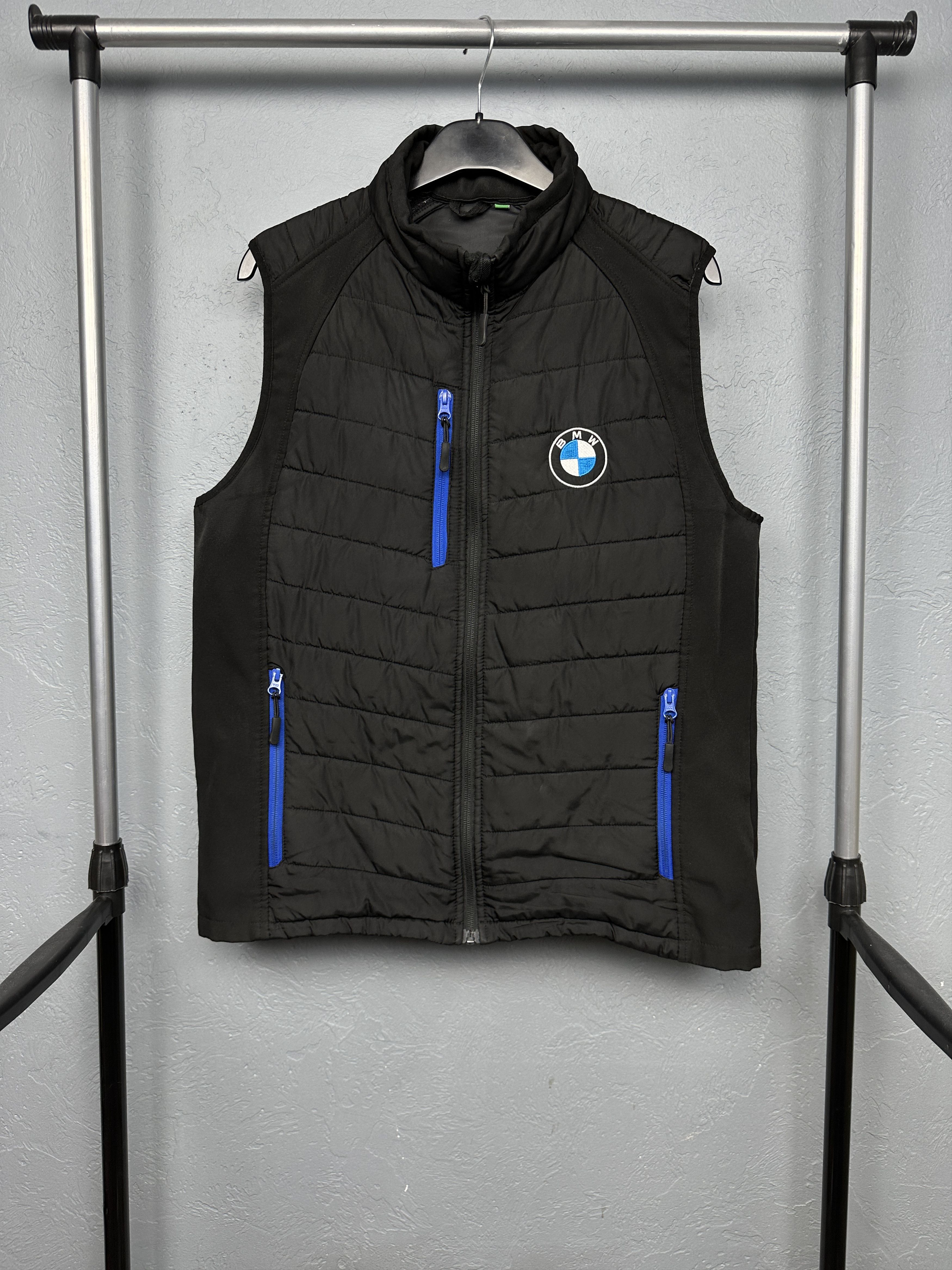 BMW BMW Mens Quilted Vest Size US L / EU 52-54 / 3 - 1 Thumbnail