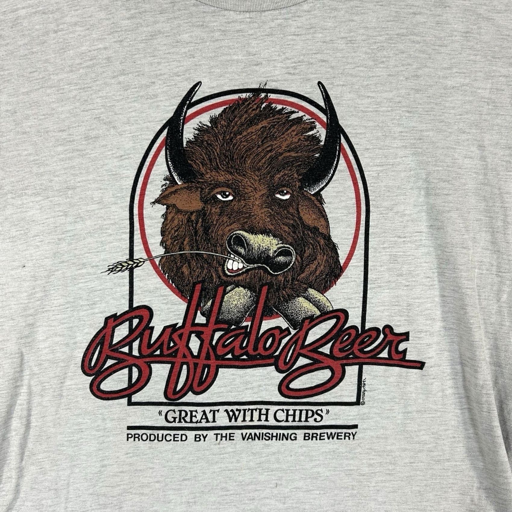 Vintage VINTAGE Crazy Shirts Hawaii T-Shirt Mens Large Gray Buffalo Graphic Print FLAWED Size US L / EU 52-54 / 3 - 2 Thumbnail