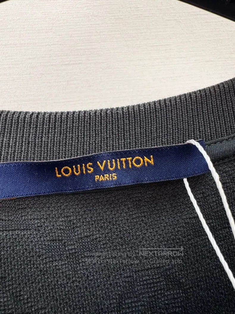 Louis Vuitton Louis Vuitton short sleeves Size US L / EU 52-54 / 3 - 2 Thumbnail