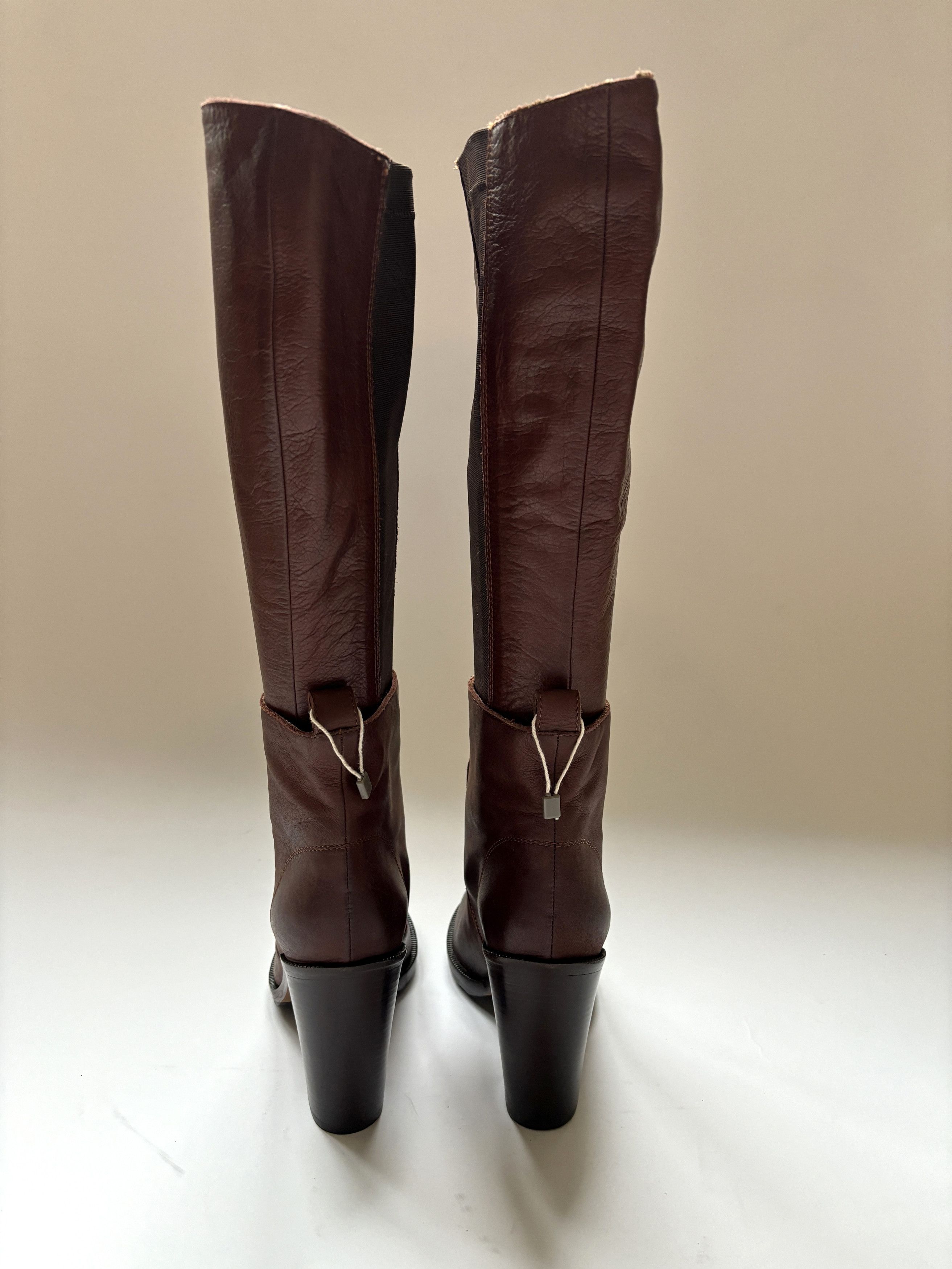 Maison Margiela ⚡️QUICK SALE⚡️Margiela Ankle Boots Extendable to High Boots Size US 5 / IT 35 - 8 Thumbnail