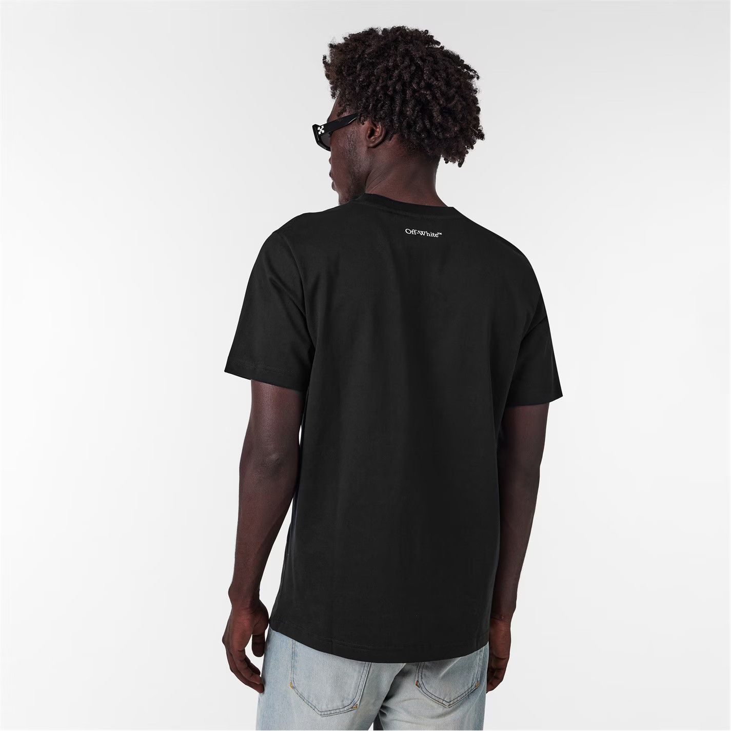 Off-White o1g2r1mq0226 Single Arrow T-Shirt In Black Size US L / EU 52-54 / 3 - 4 Thumbnail