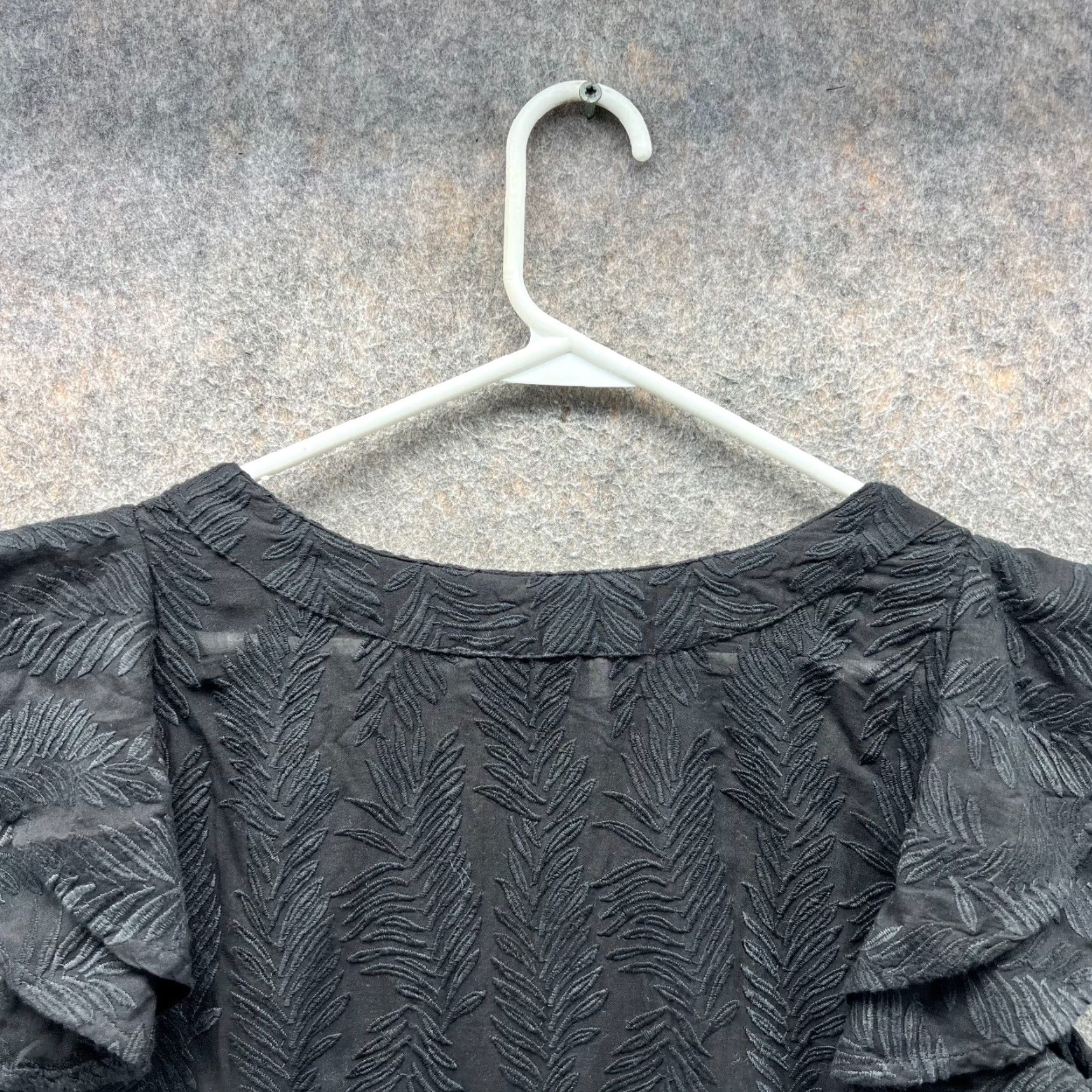 Vineyard Vines Vineyard Vines Shirt Dress Women Small Black Floral Embroidered A-Line Pencil Dress Knee Length Women's Size S / US 4 / IT 40 - 4 Thumbnail