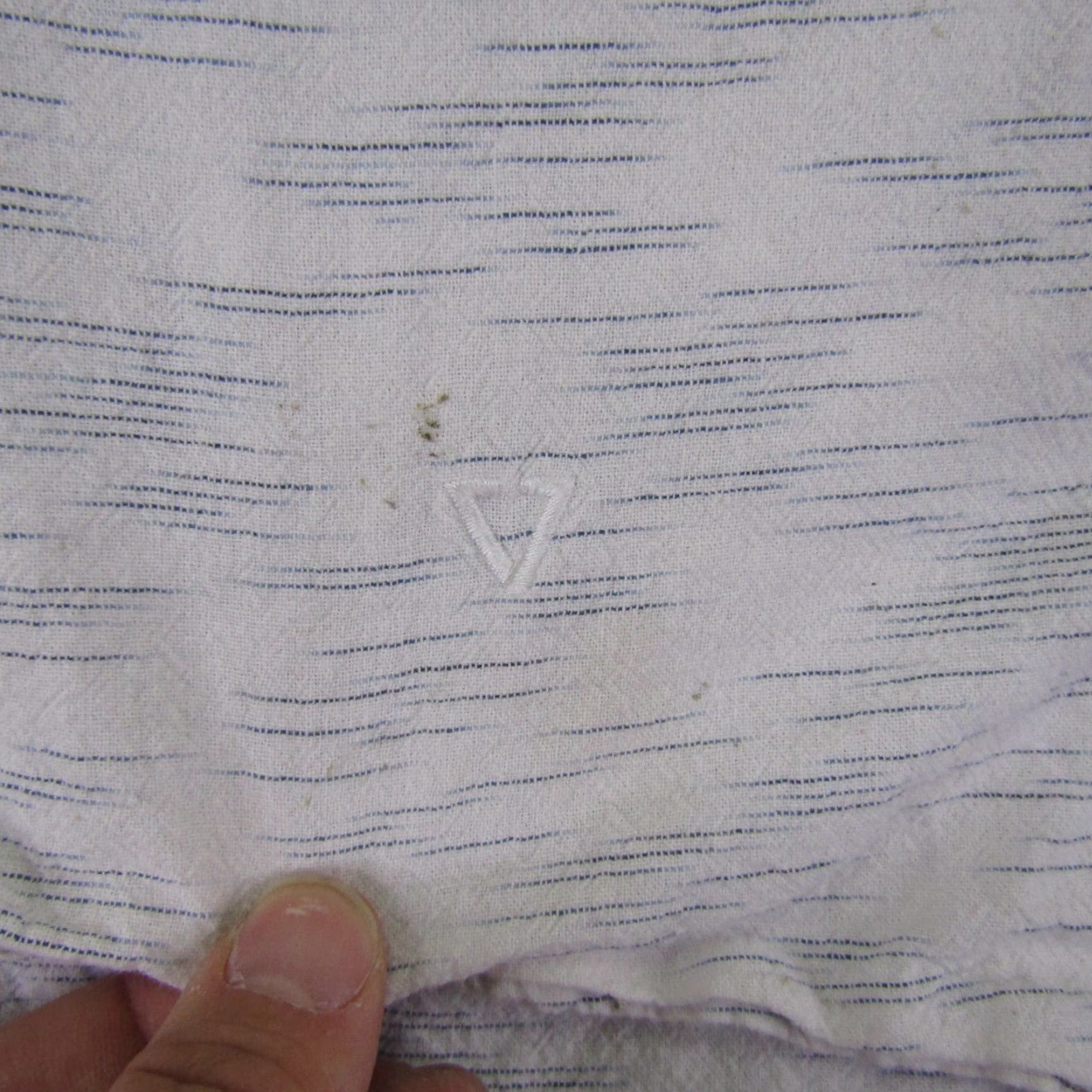 Vissla Vissla Shirt Mens Medium White Button-Up Short Sleeve Geometric Beach Outdoor Size US M / EU 48-50 / 2 - 4 Thumbnail