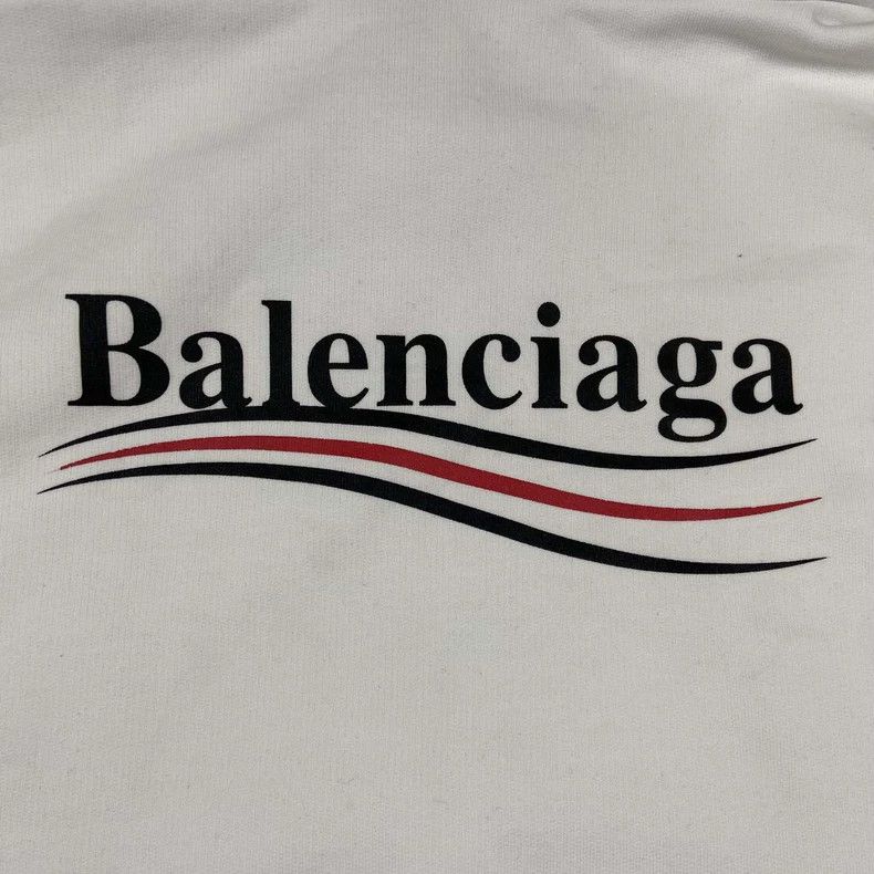 Balenciaga Balenciaga White waves cola logo sweater Size US M / EU 48-50 / 2 - 5 Thumbnail