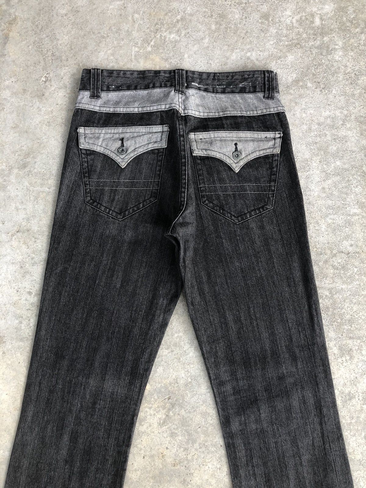 If Six Was Nine Japanese Jungle Storm Flared Jeans Size US 31 - 8 Thumbnail