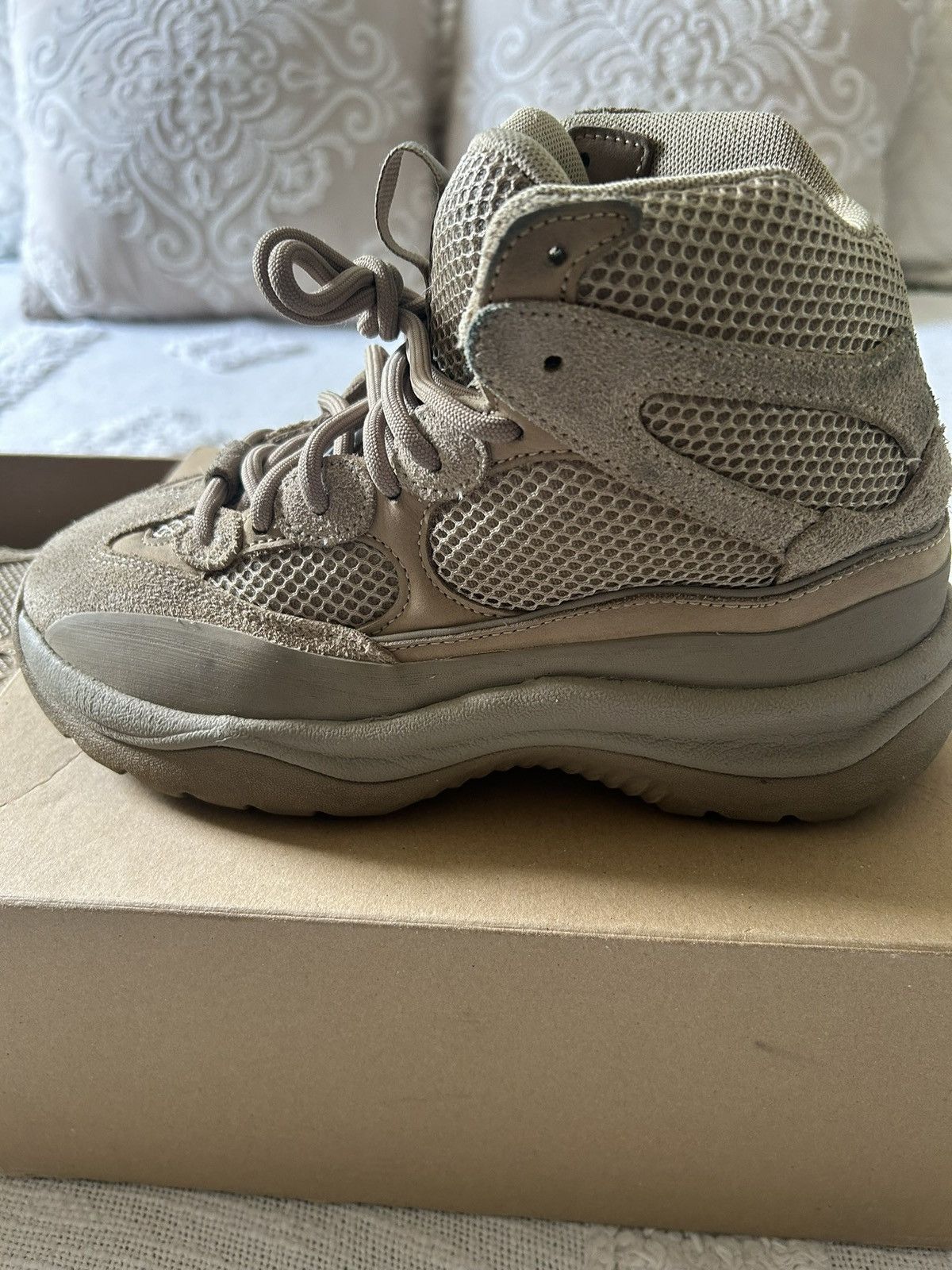 Yeezy Adidas Yeezy Desert Boot Size US 6 / IT 36 - 4 Thumbnail