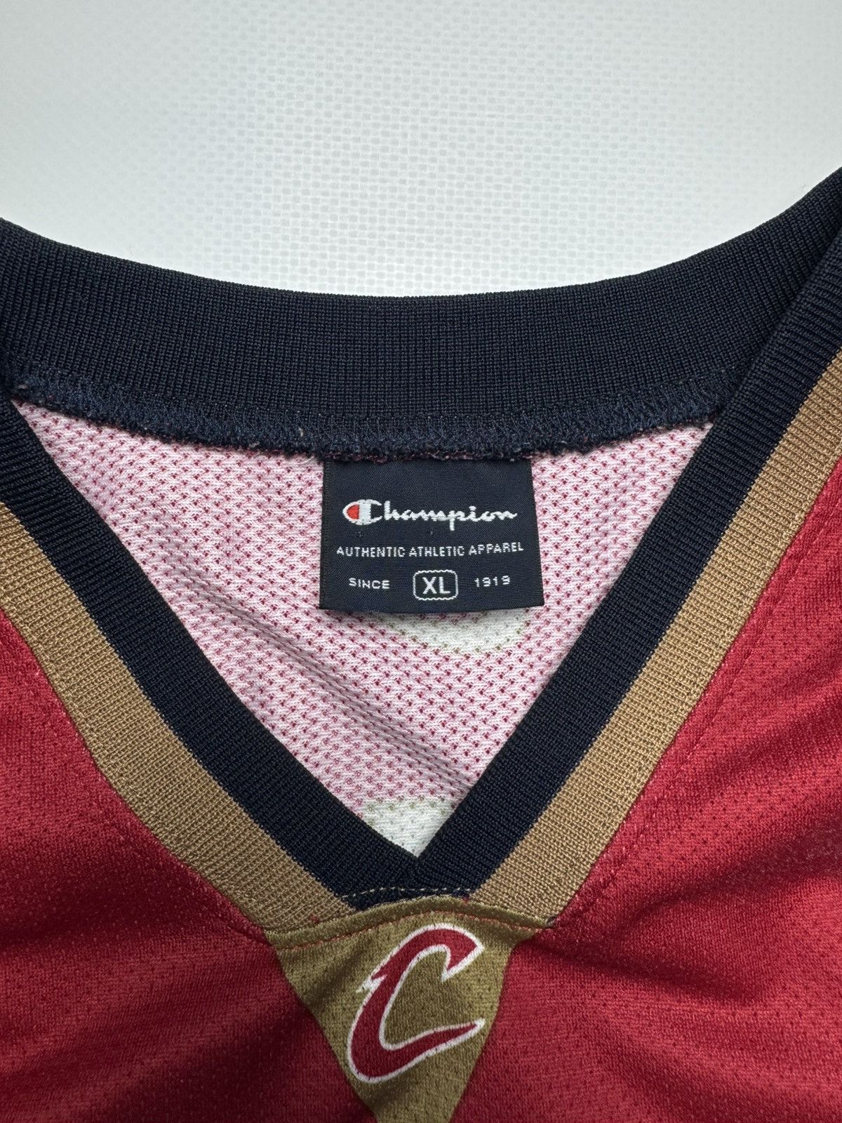Champion Vintage Champion LeBron James #23 Cleveland Cavaliers Jersey Size US XL / EU 56 / 4 - 6 Thumbnail