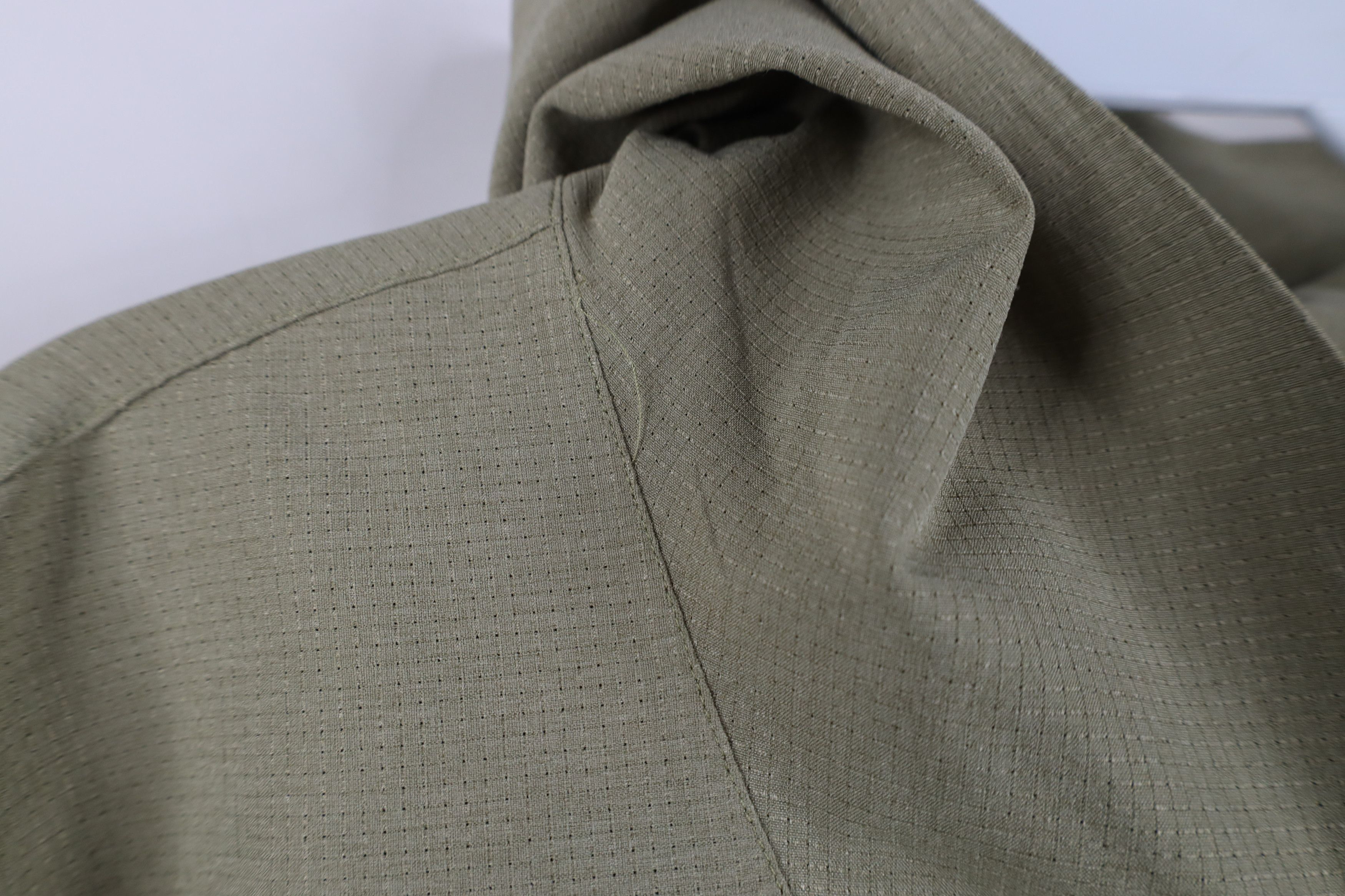 Lululemon Lululemon Lab Blank Thermal Weave Running Yoga Hoodie Green Size US L / EU 52-54 / 3 - 4 Thumbnail