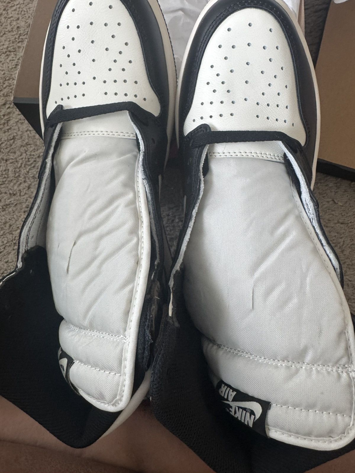 Jordan Brand Mocha Jordan 1 high Size US 10 / EU 43 - 4 Thumbnail