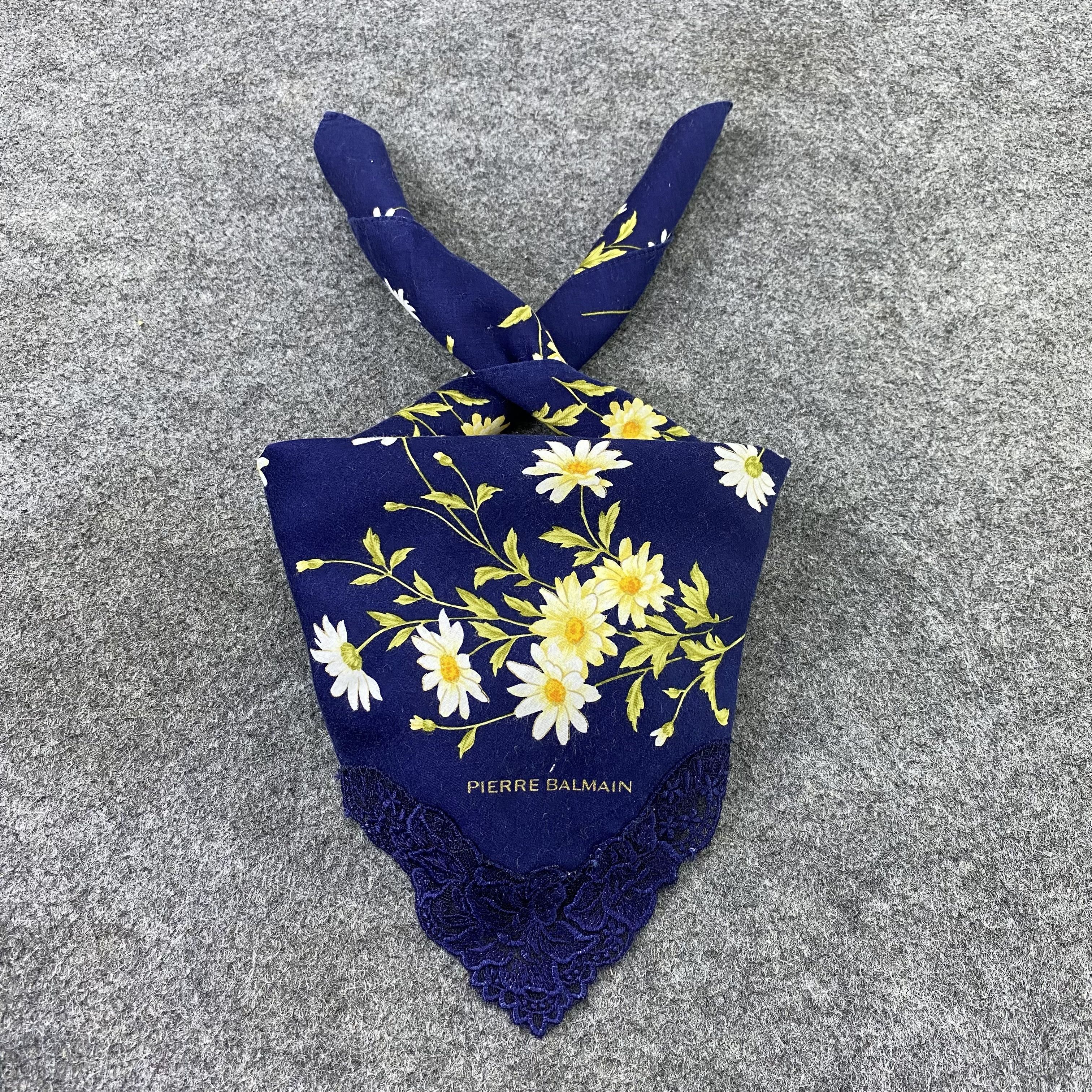 Pierre Balmain Pierre Balmain Handkerchief / Bandana / Neckerchief -B684 Size ONE SIZE - 2 Thumbnail