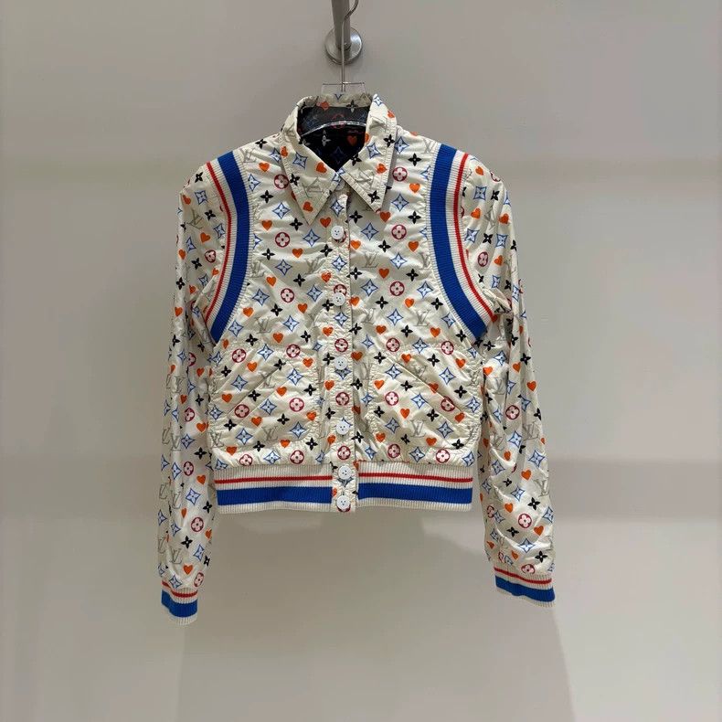 Louis Vuitton Louis Vuitton Nylon presbyopic full-print double-sided jac Size XS / US 0-2 / IT 36-38 - 1 Thumbnail