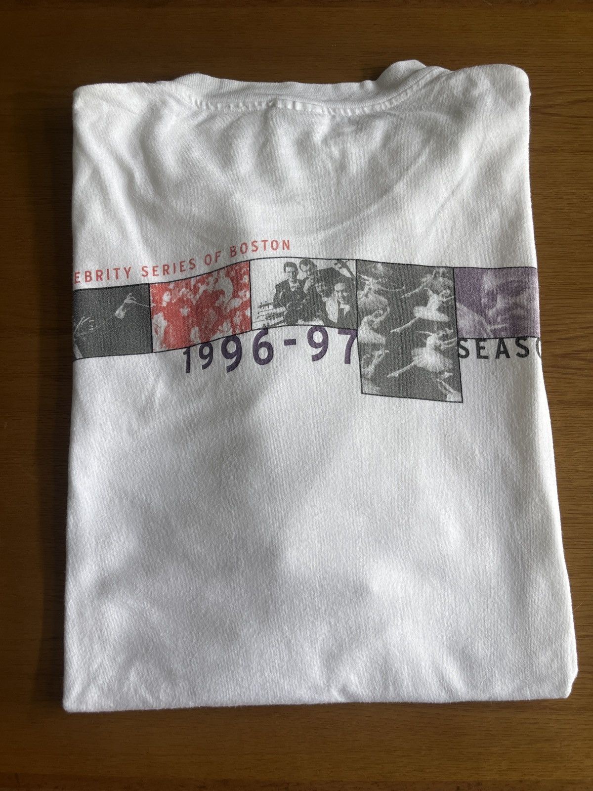 Vintage Vintage Bank Boston Celebrity Series of Boston 96’s Tshirt Size US XL / EU 56 / 4 - 1 Thumbnail