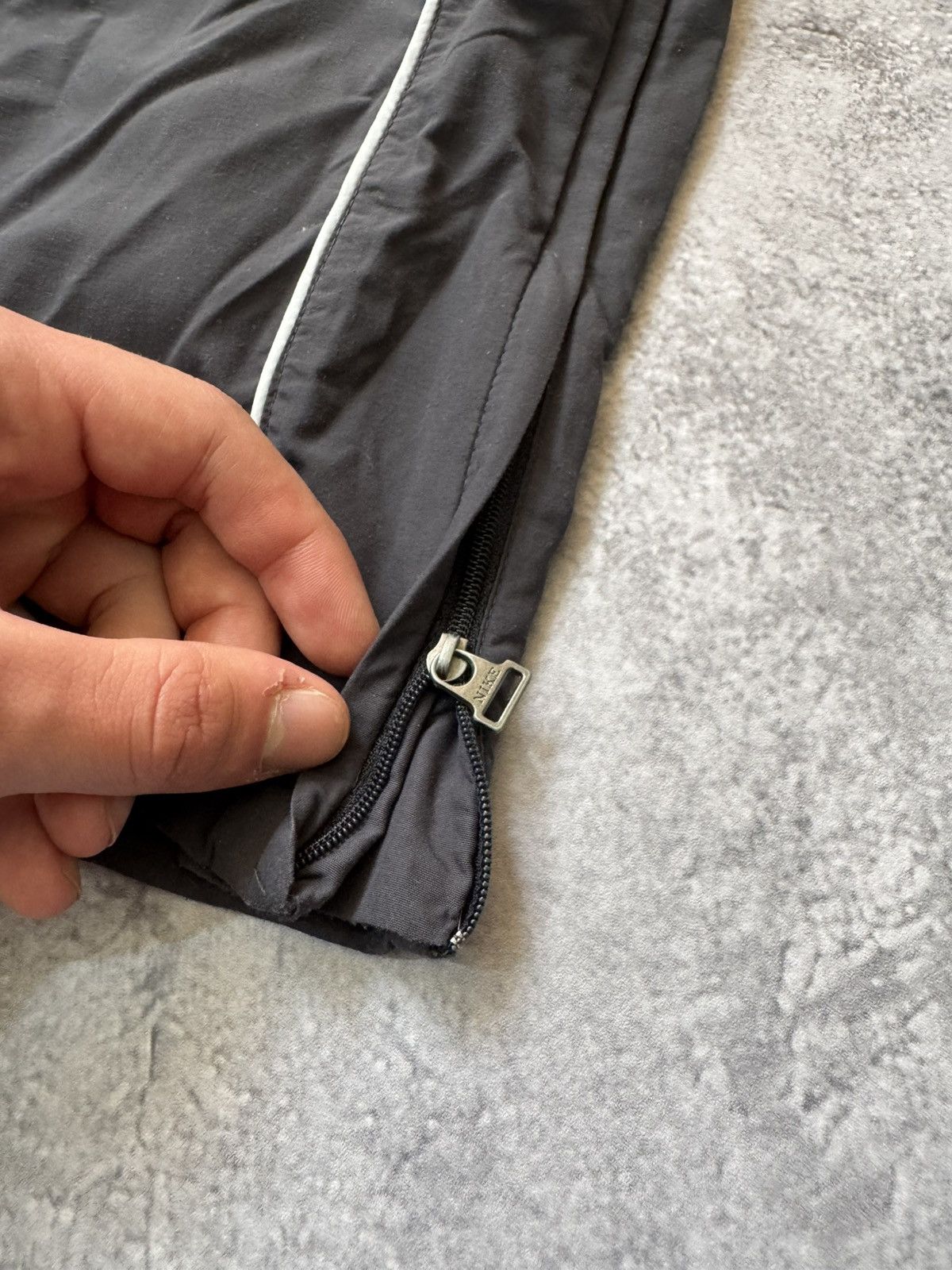 Nike × Vintage Vintage Nike Baggy Striped Sweatpants Size US 34 / EU 50 - 3 Thumbnail